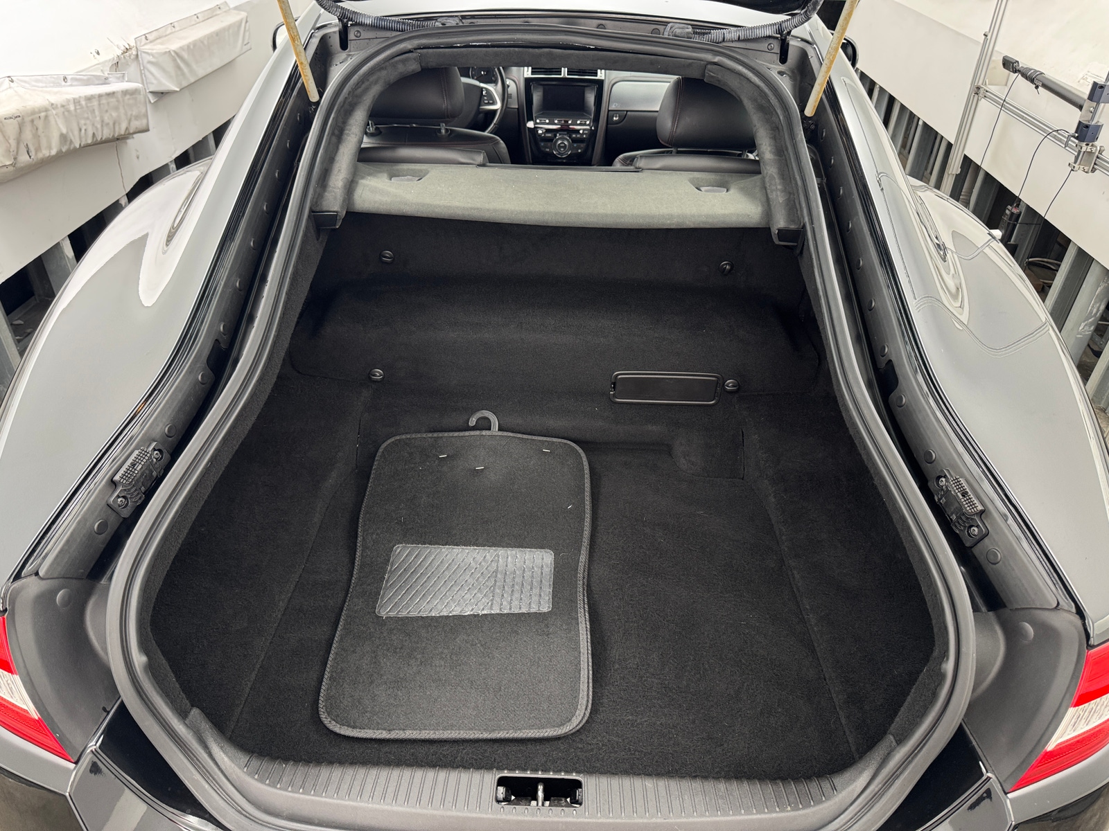 Thumbnail: 2014 Jaguar XK - 4