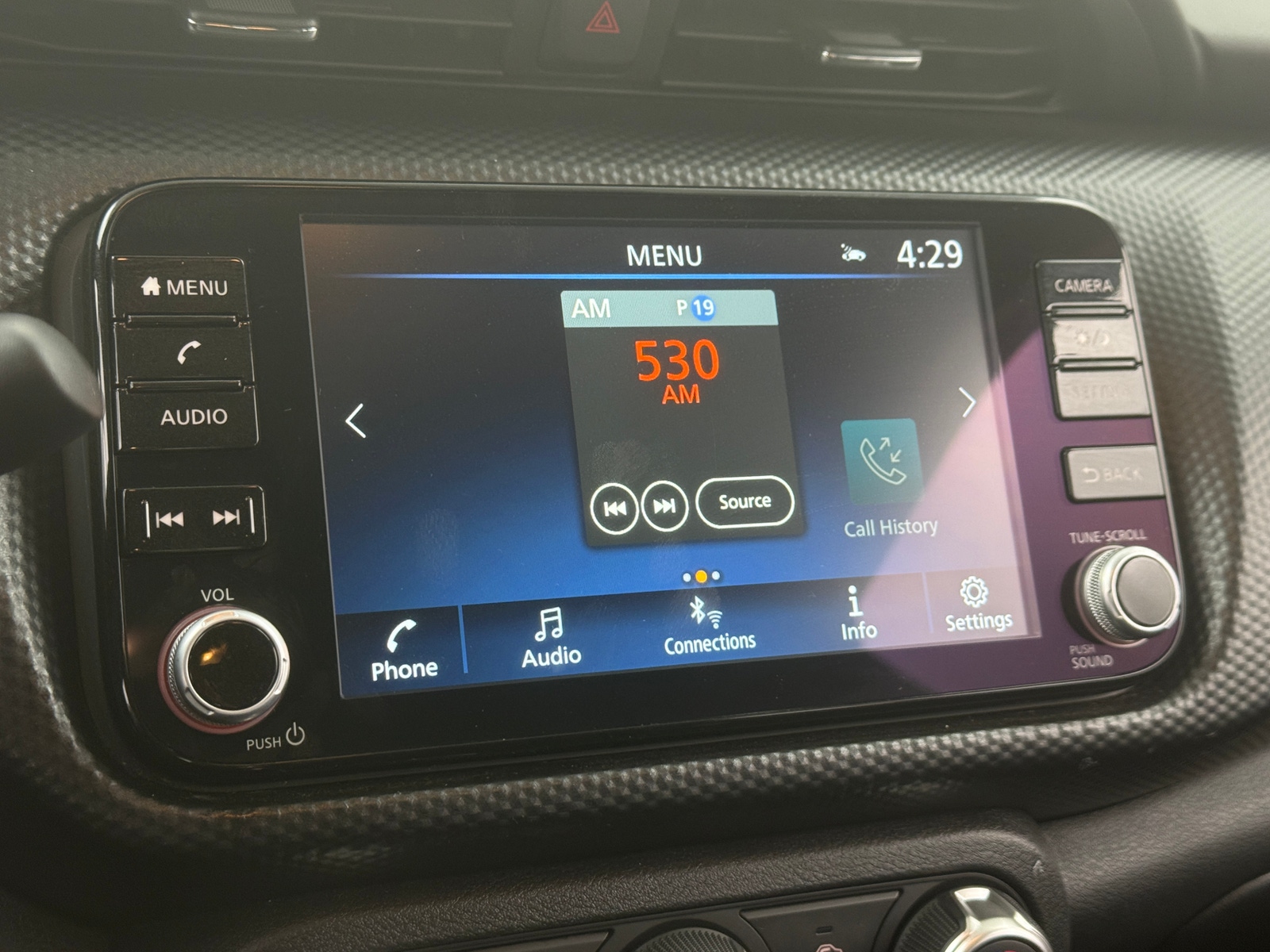 Thumbnail: 2024 Nissan Kicks - 4