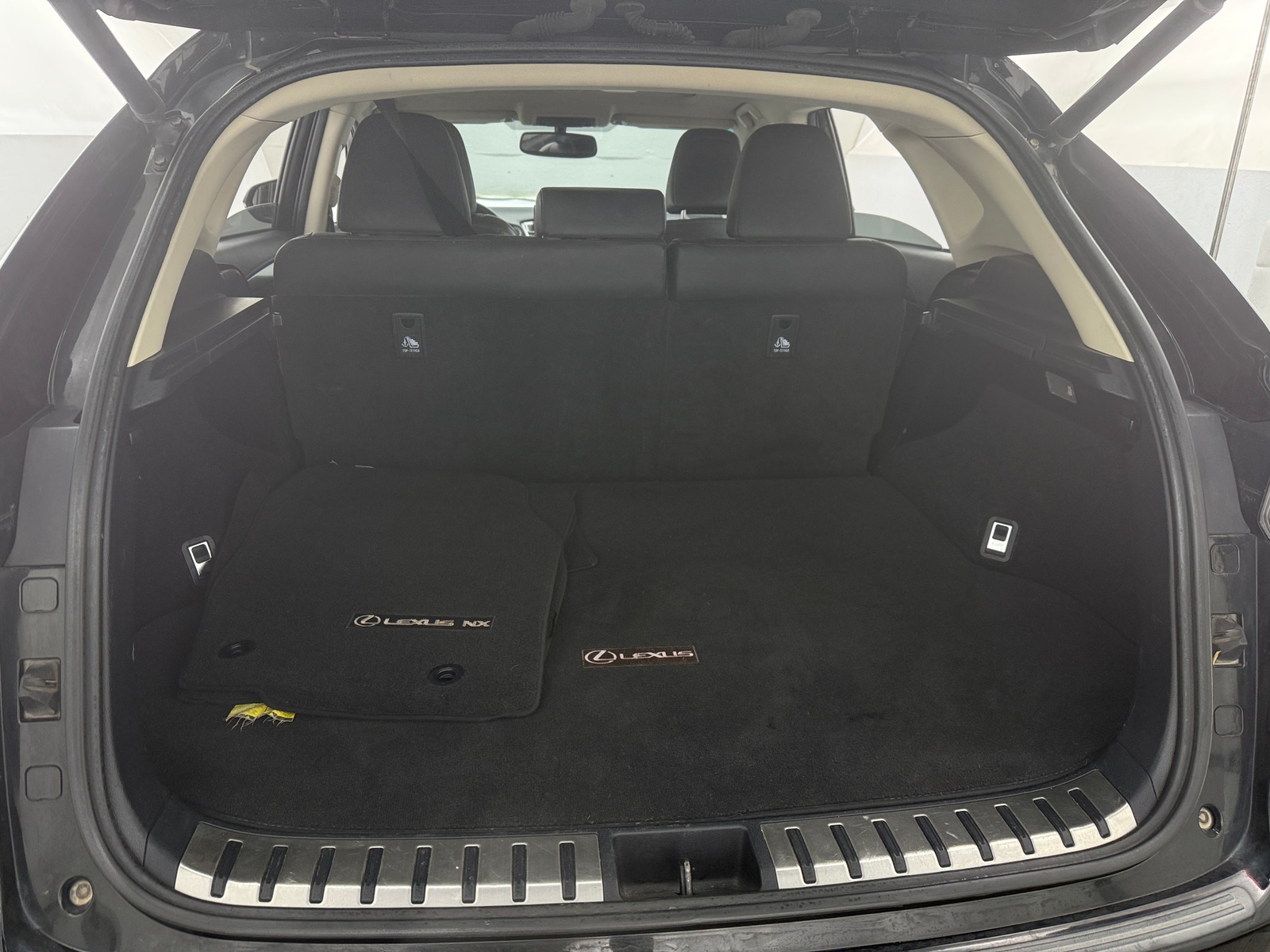 Thumbnail: 2015 Lexus NX - 6