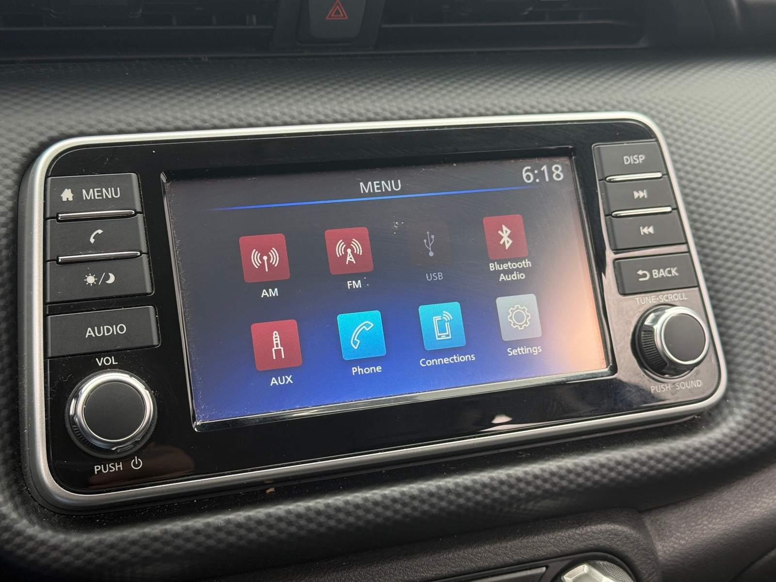 Thumbnail: 2024 Nissan Kicks - 4