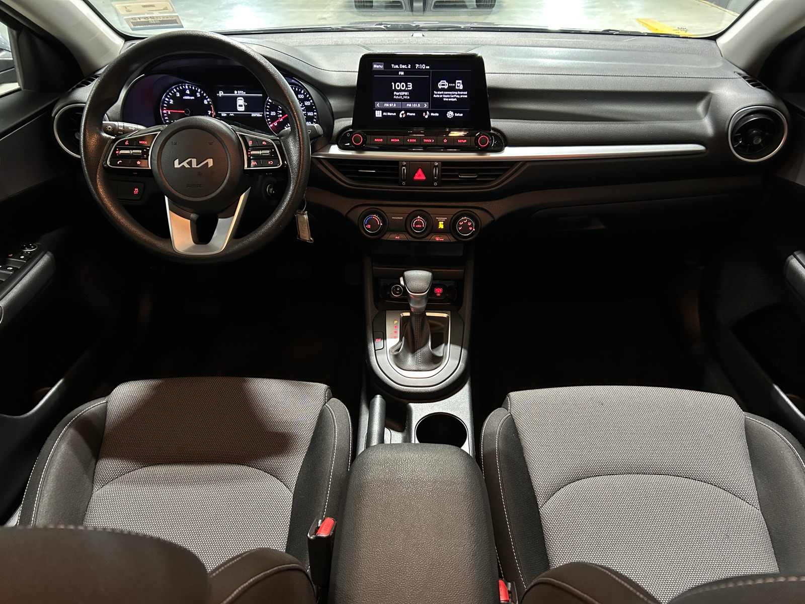 Thumbnail: 2024 Kia Forte - 3