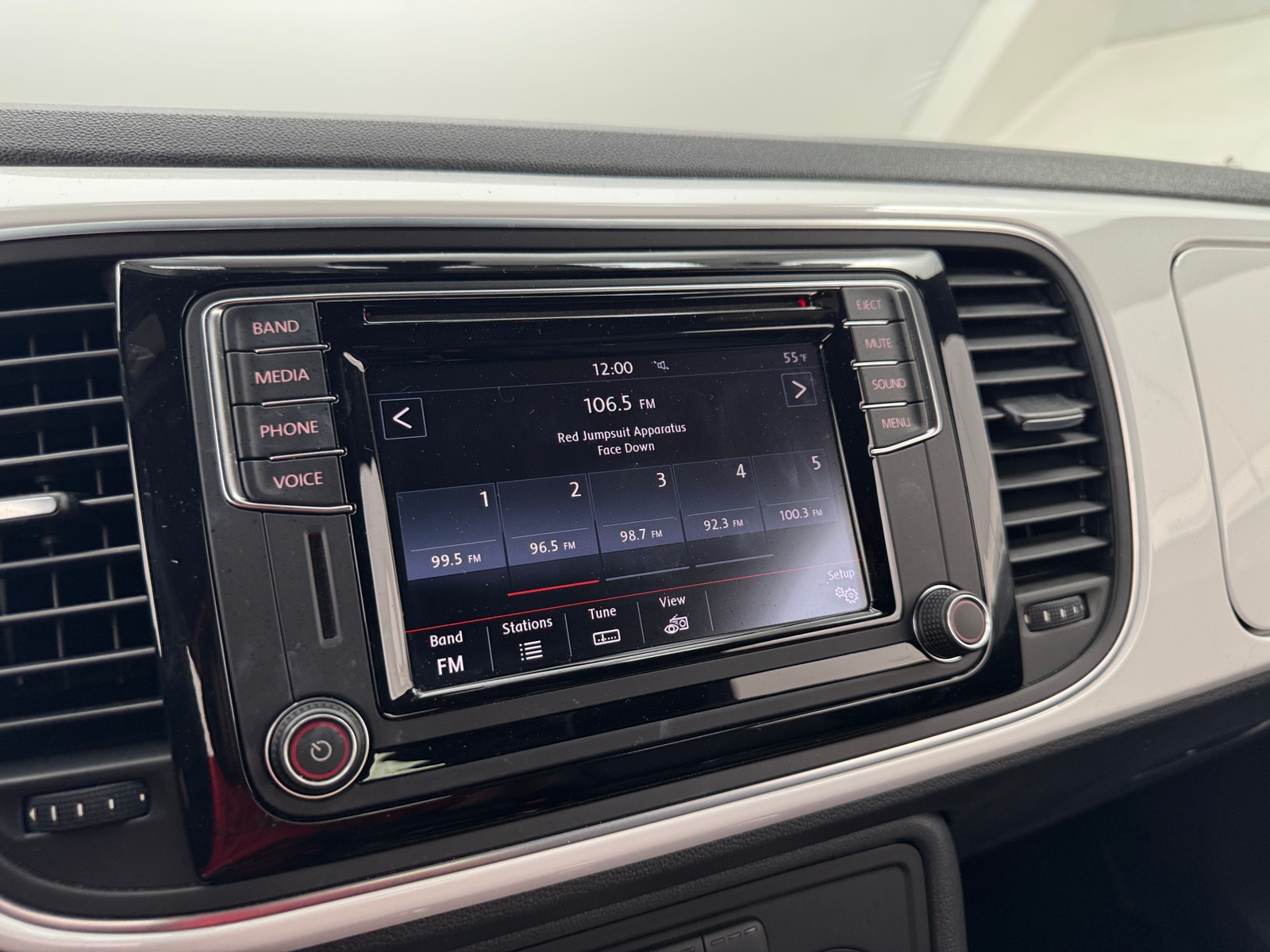 Thumbnail: 2016 Volkswagen Beetle - 3