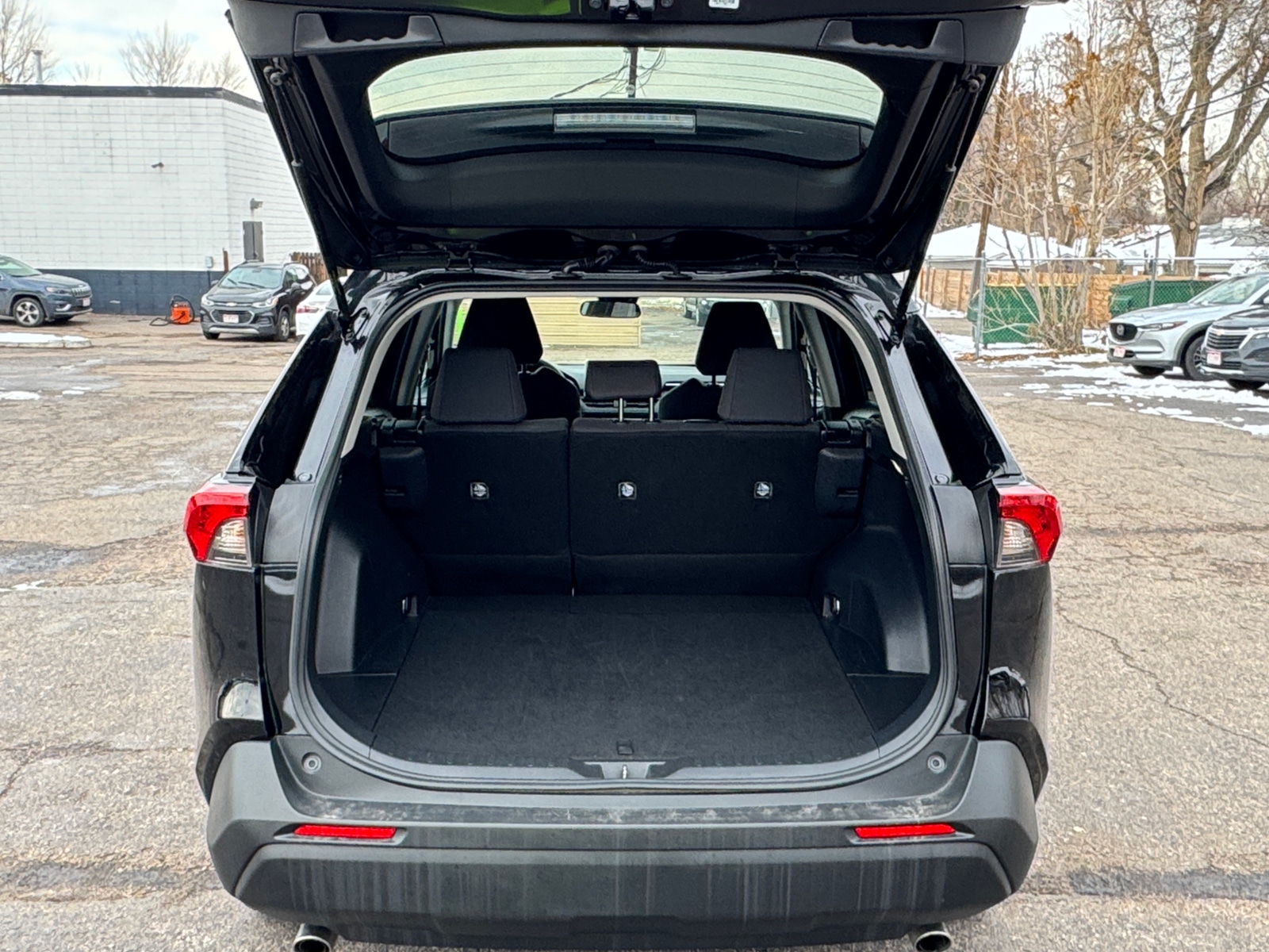 Thumbnail: 2025 Toyota RAV4 - 6