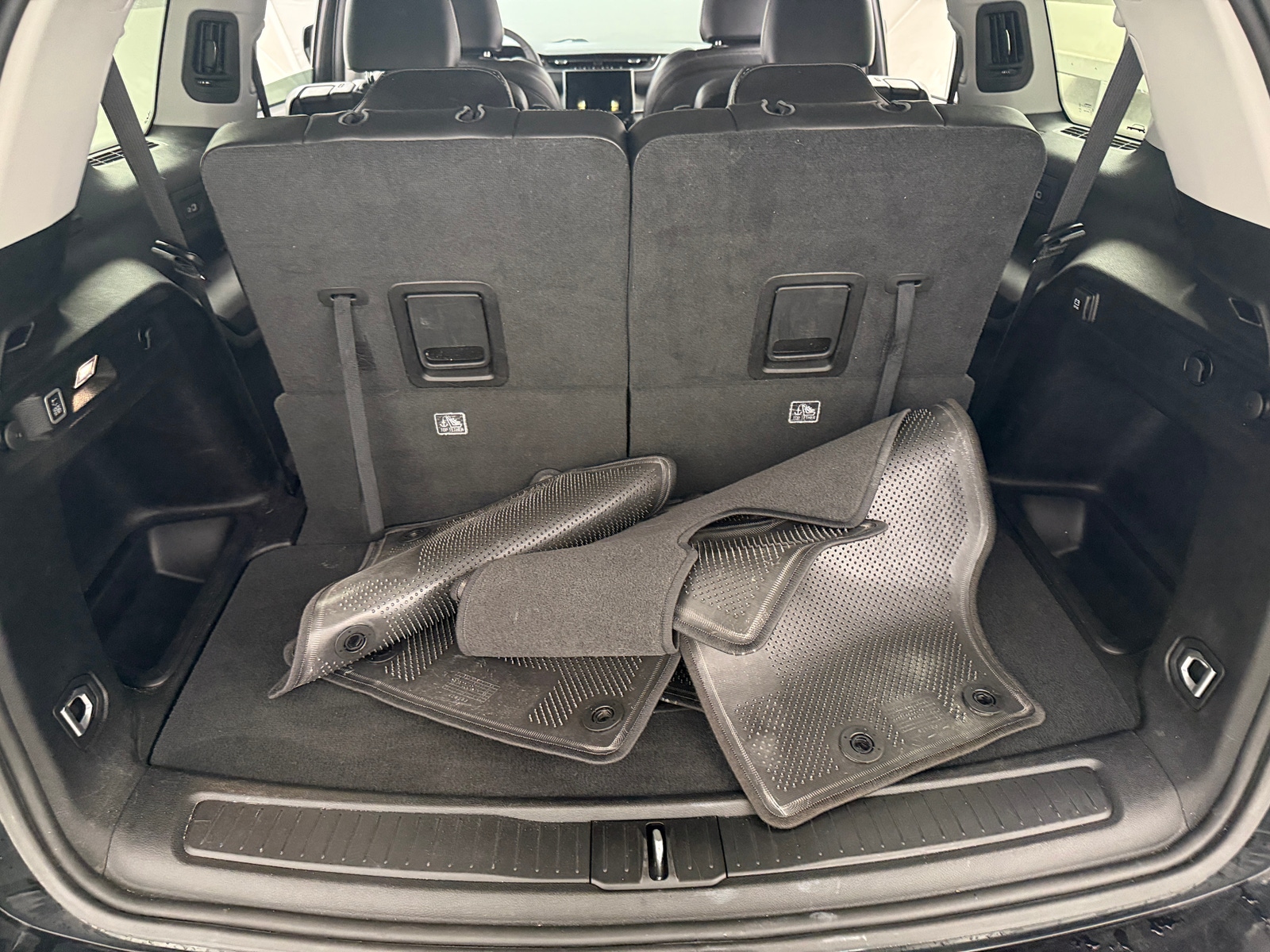 Thumbnail: 2023 Jeep Grand Cherokee L - 6