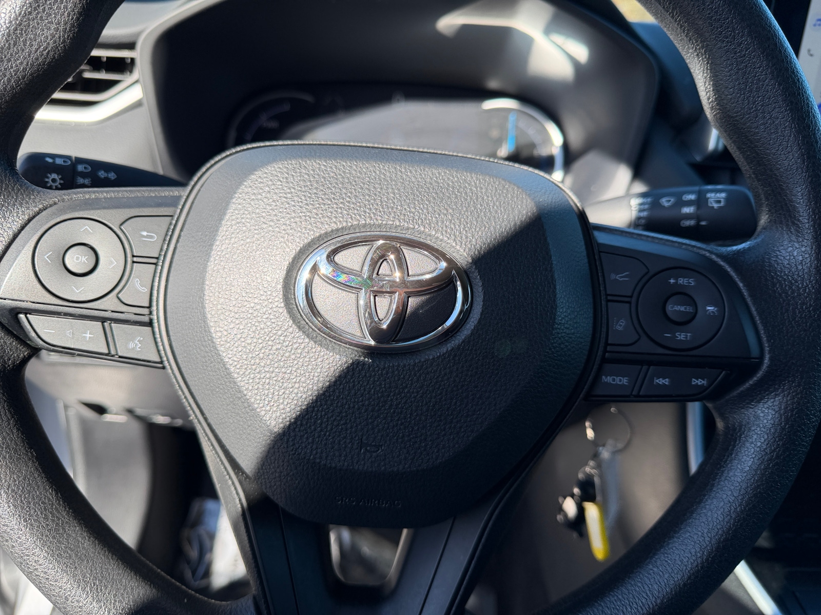 Thumbnail: 2025 Toyota RAV4 - 5