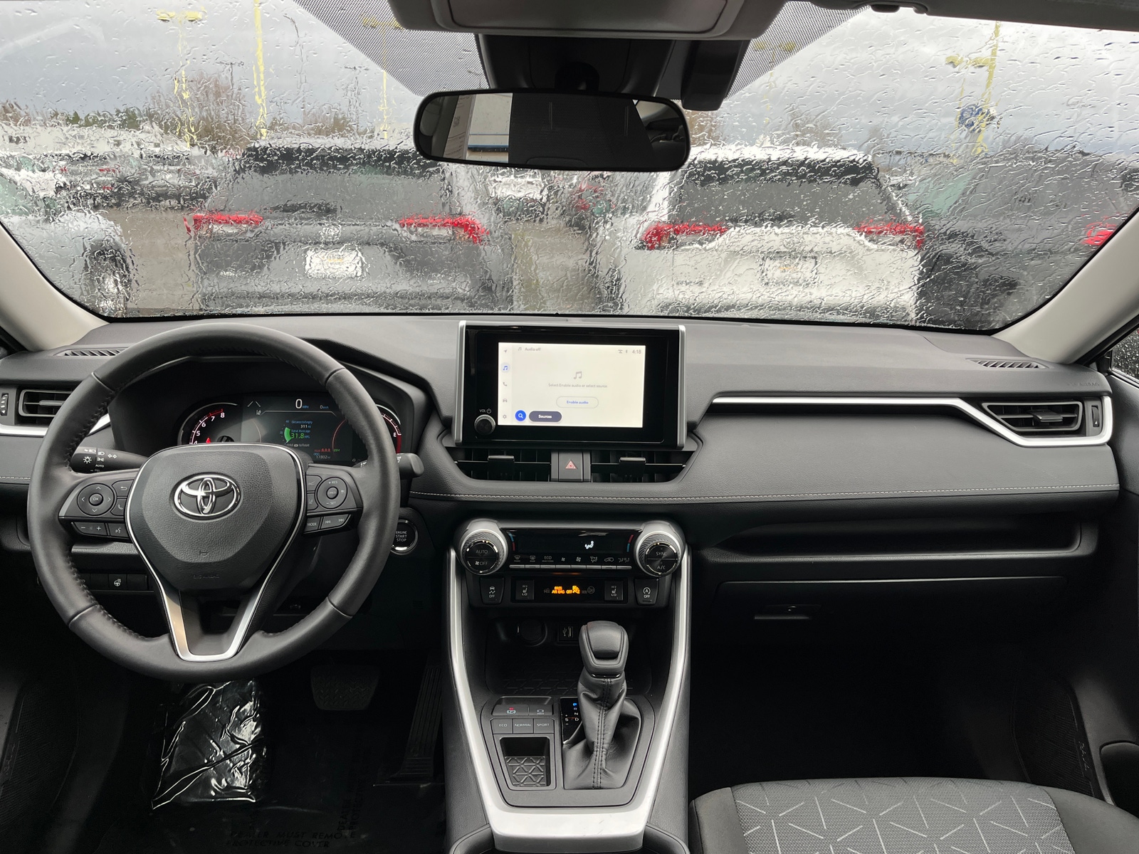 Thumbnail: 2025 Toyota RAV4 - 3