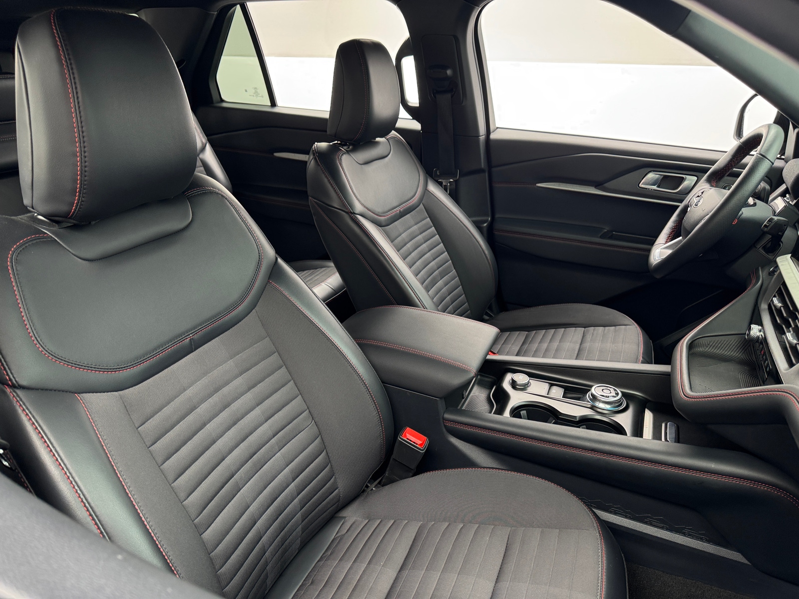 Thumbnail: 2025 Ford Explorer - 2