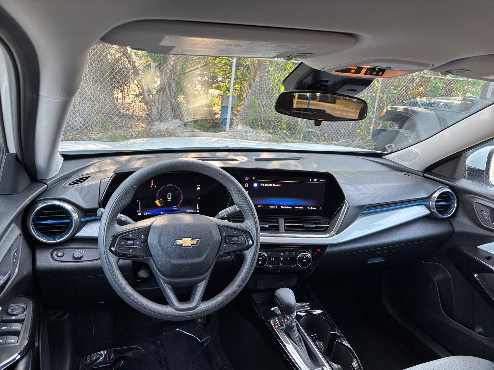 Thumbnail: 2025 Chevrolet Trax - 3