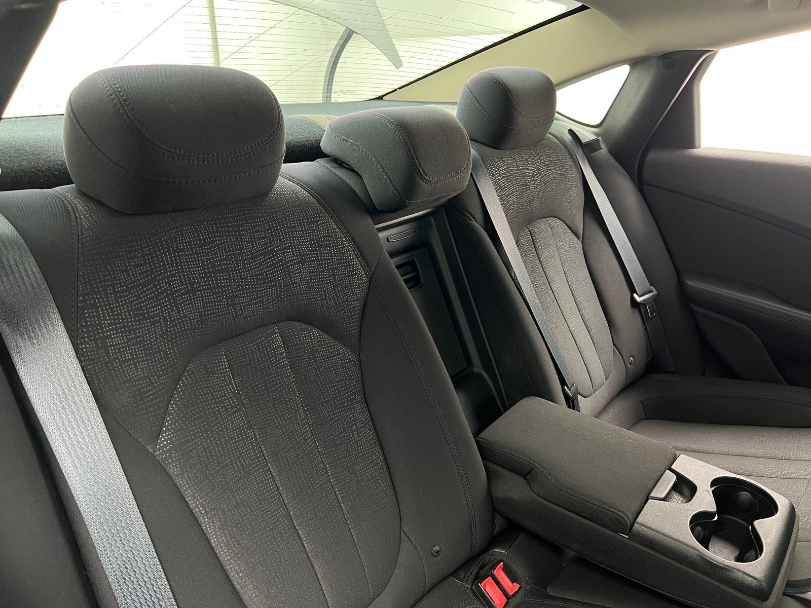 Thumbnail: 2016 Chrysler 200 - 6