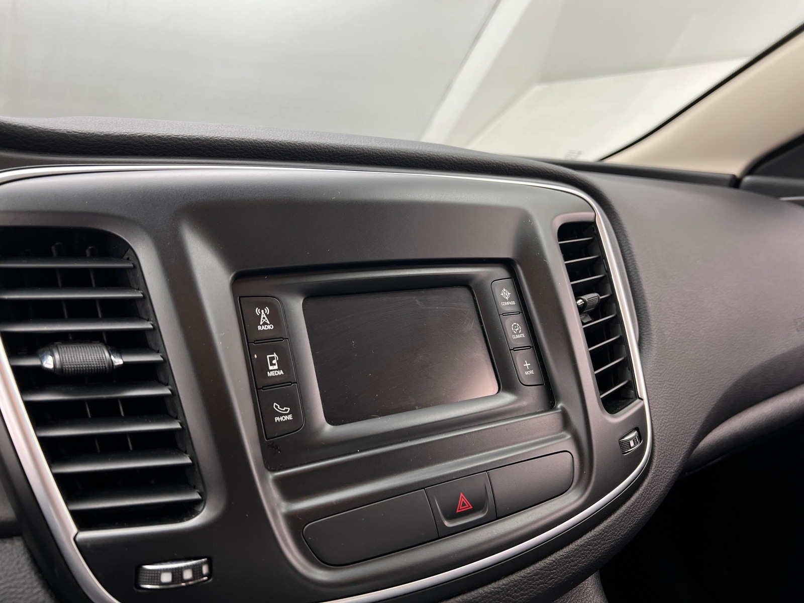 Thumbnail: 2016 Chrysler 200 - 4