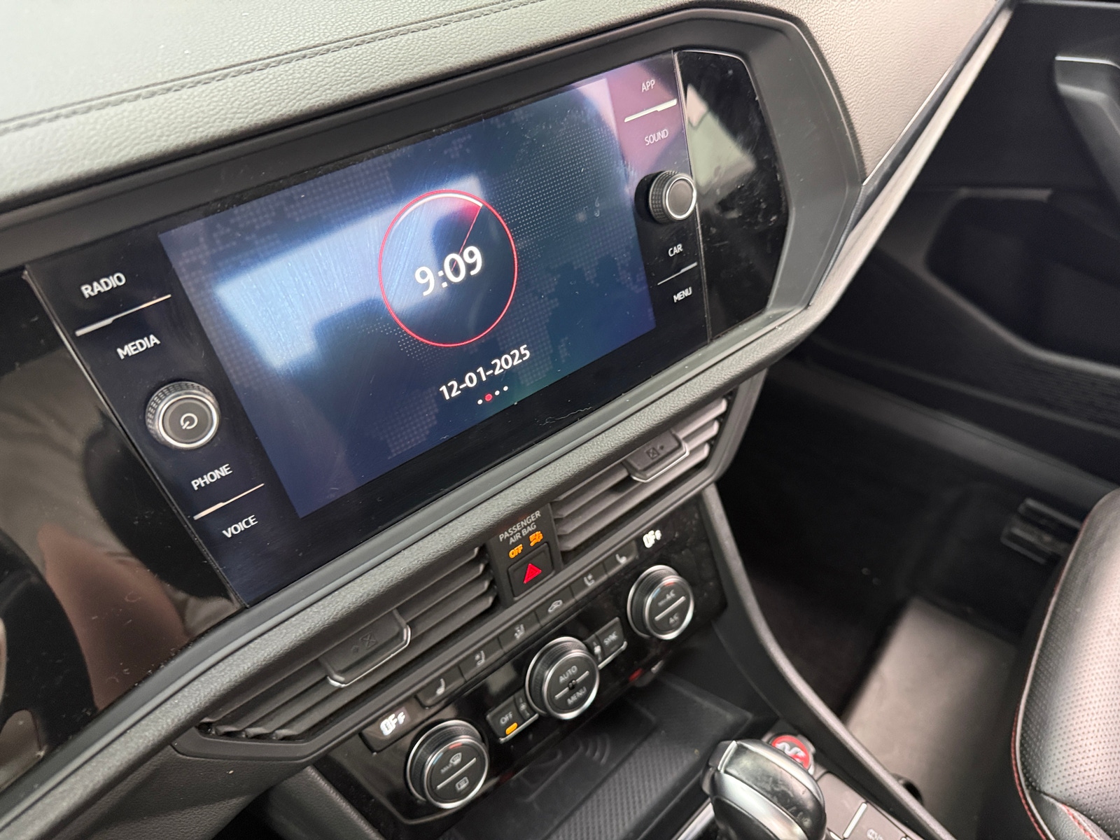 Thumbnail: 2020 Volkswagen Jetta - 3