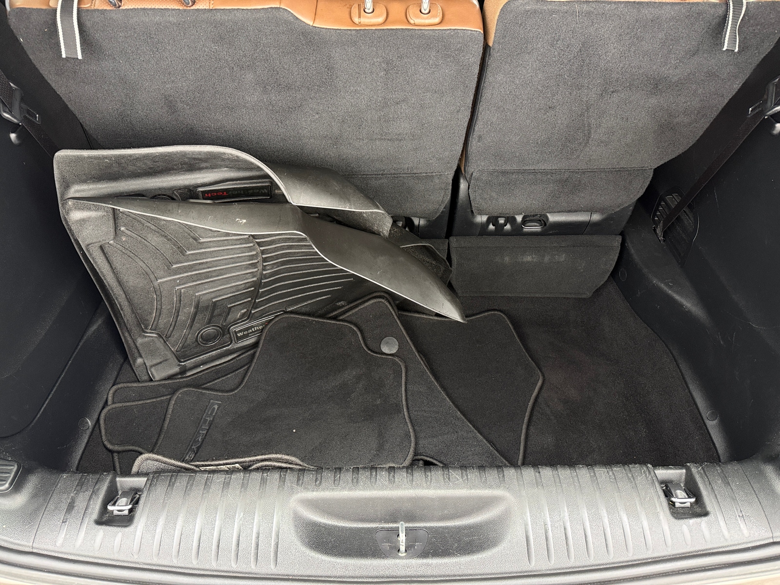 Thumbnail: 2017 Chrysler Pacifica - 6