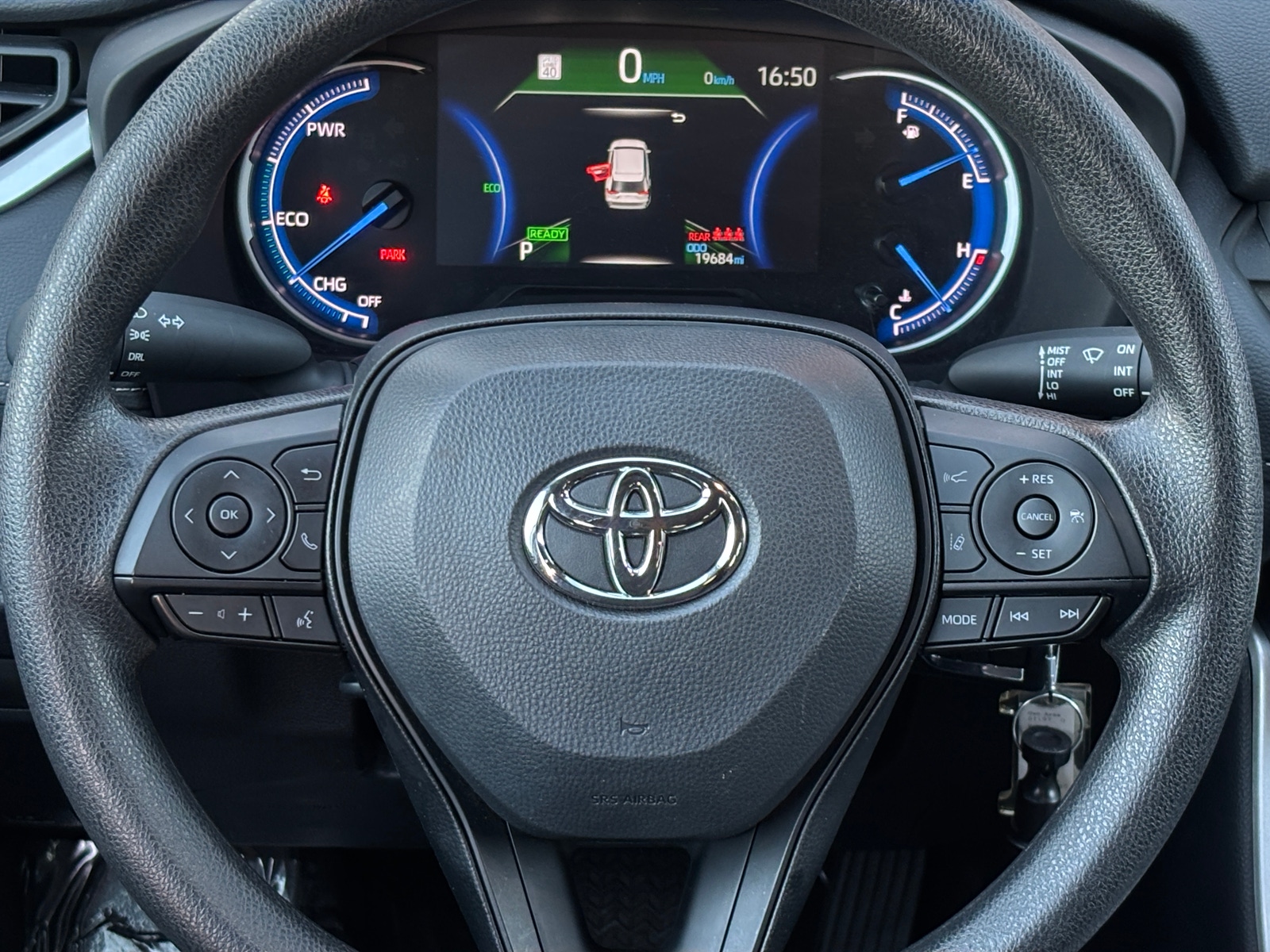 Thumbnail: 2025 Toyota RAV4 - 5