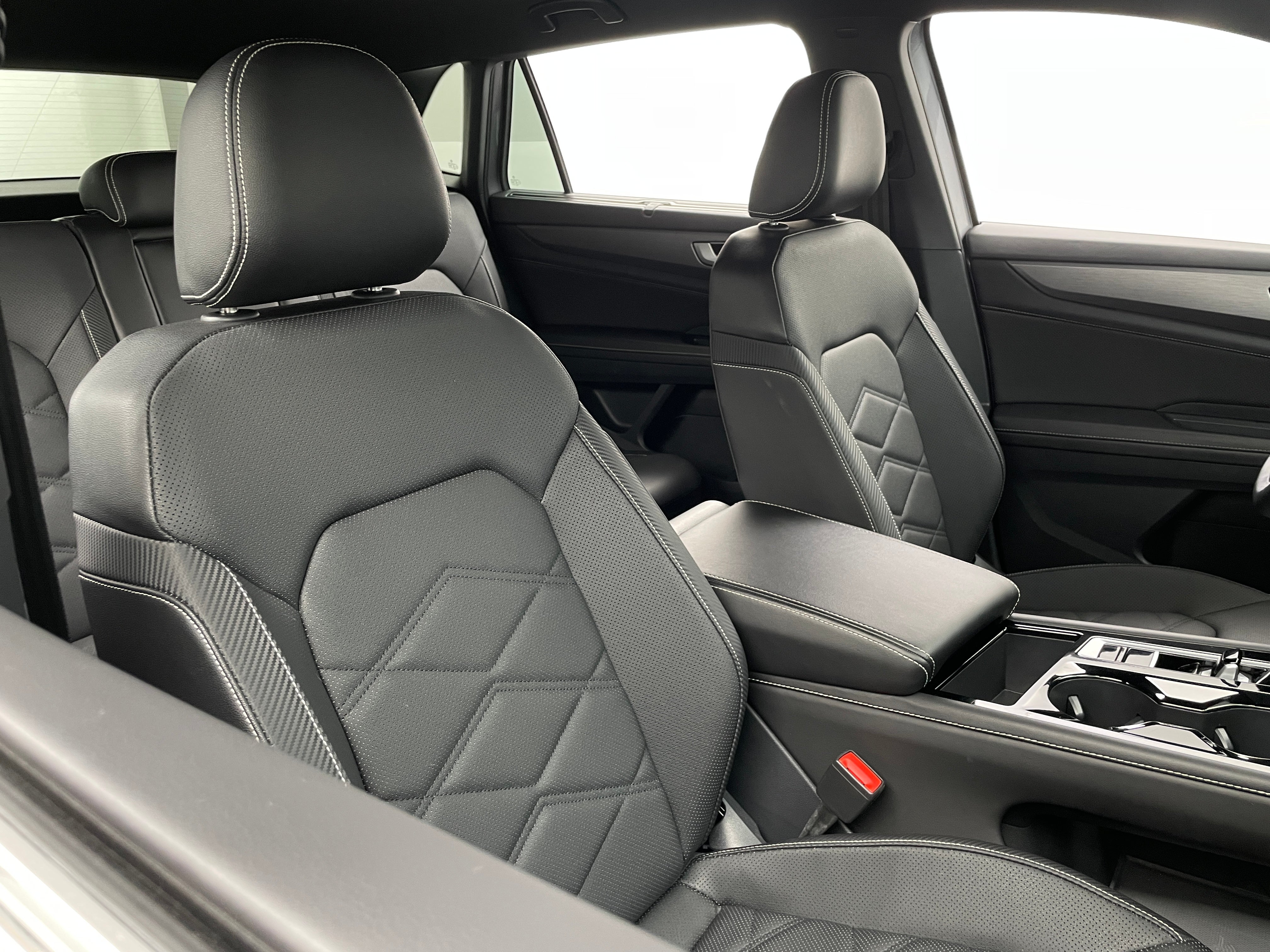 2025 Volkswagen Atlas Cross Sport