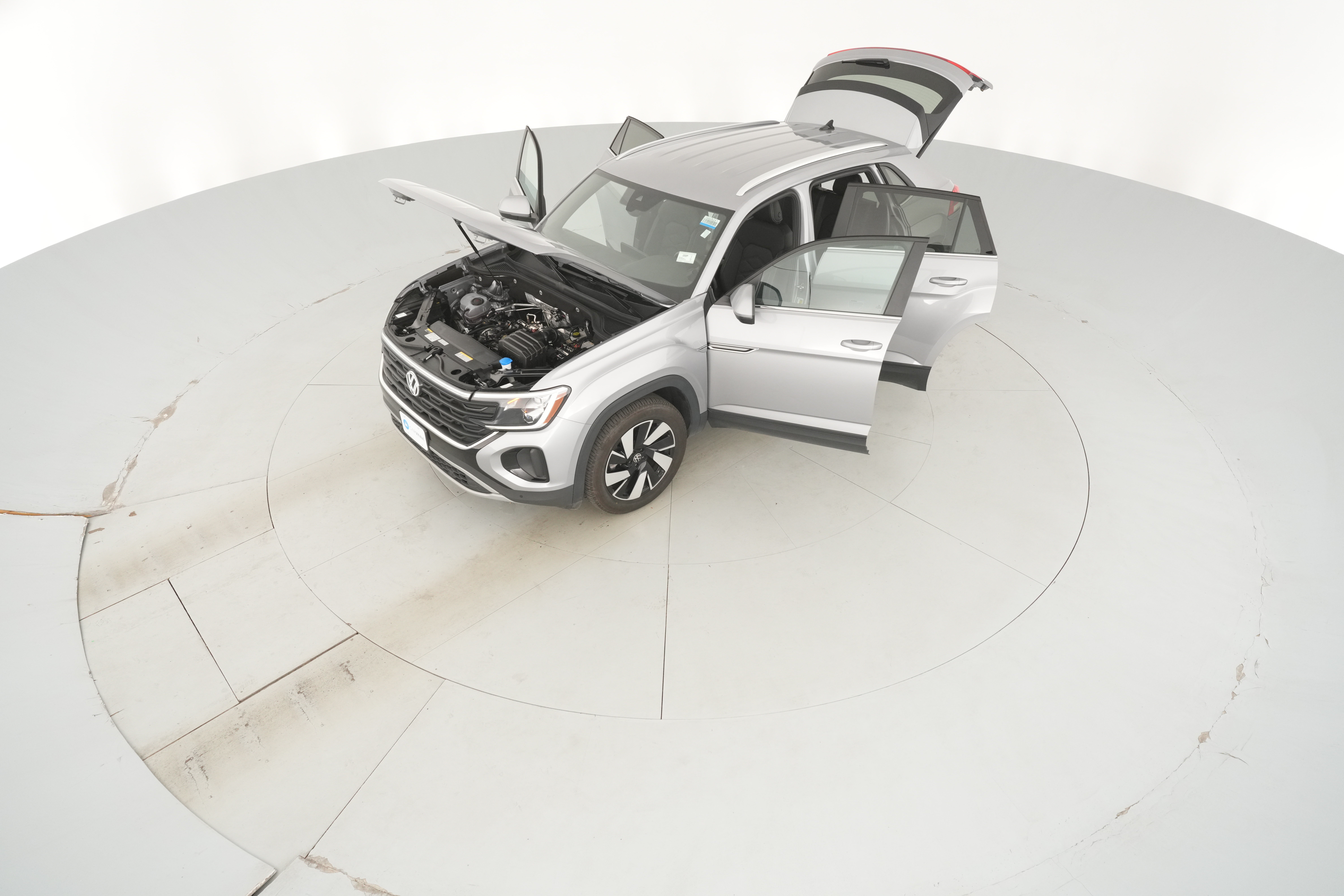 2025 Volkswagen Atlas Cross Sport SE w/Tech - Photo 42