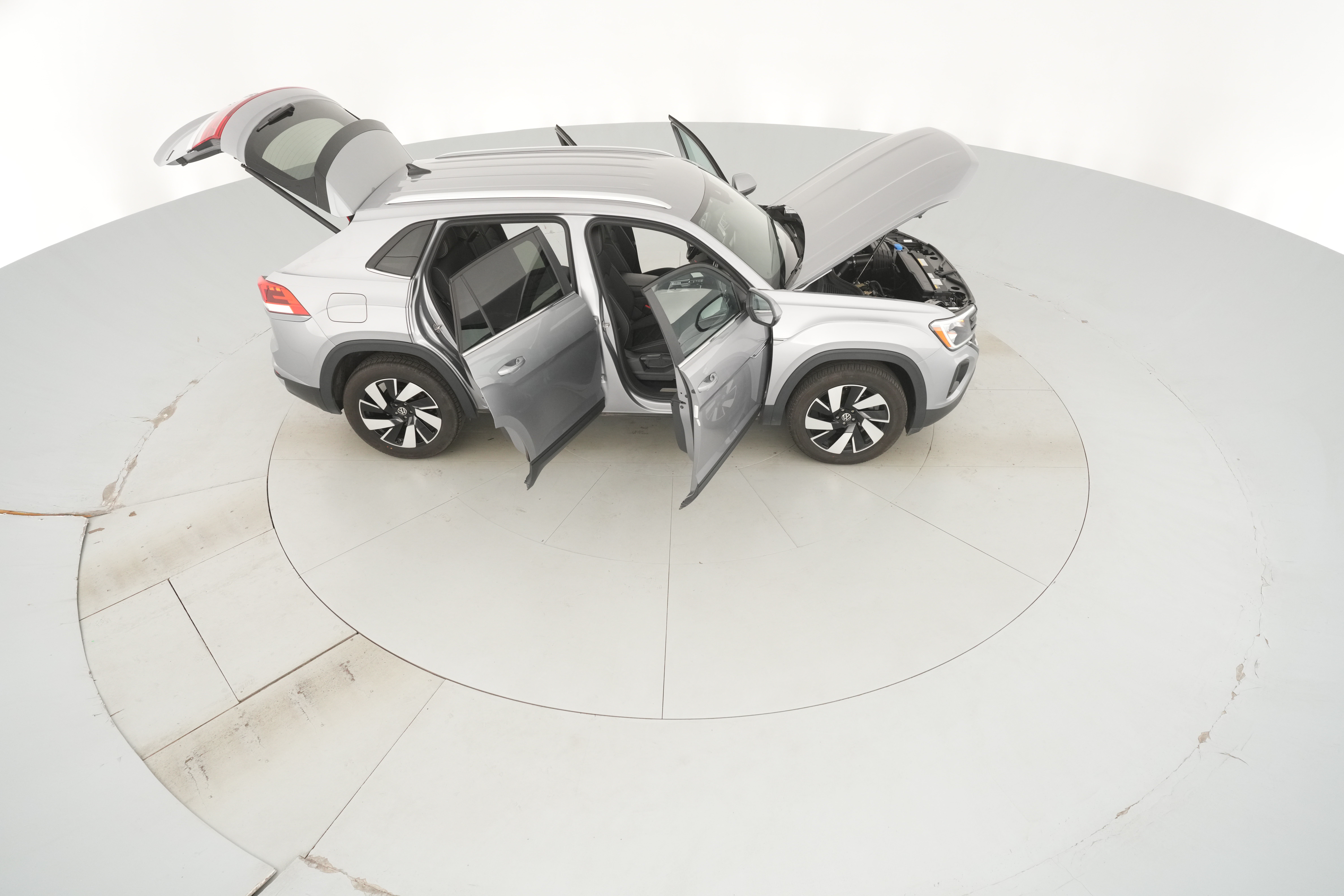 2025 Volkswagen Atlas Cross Sport SE w/Tech - Photo 52