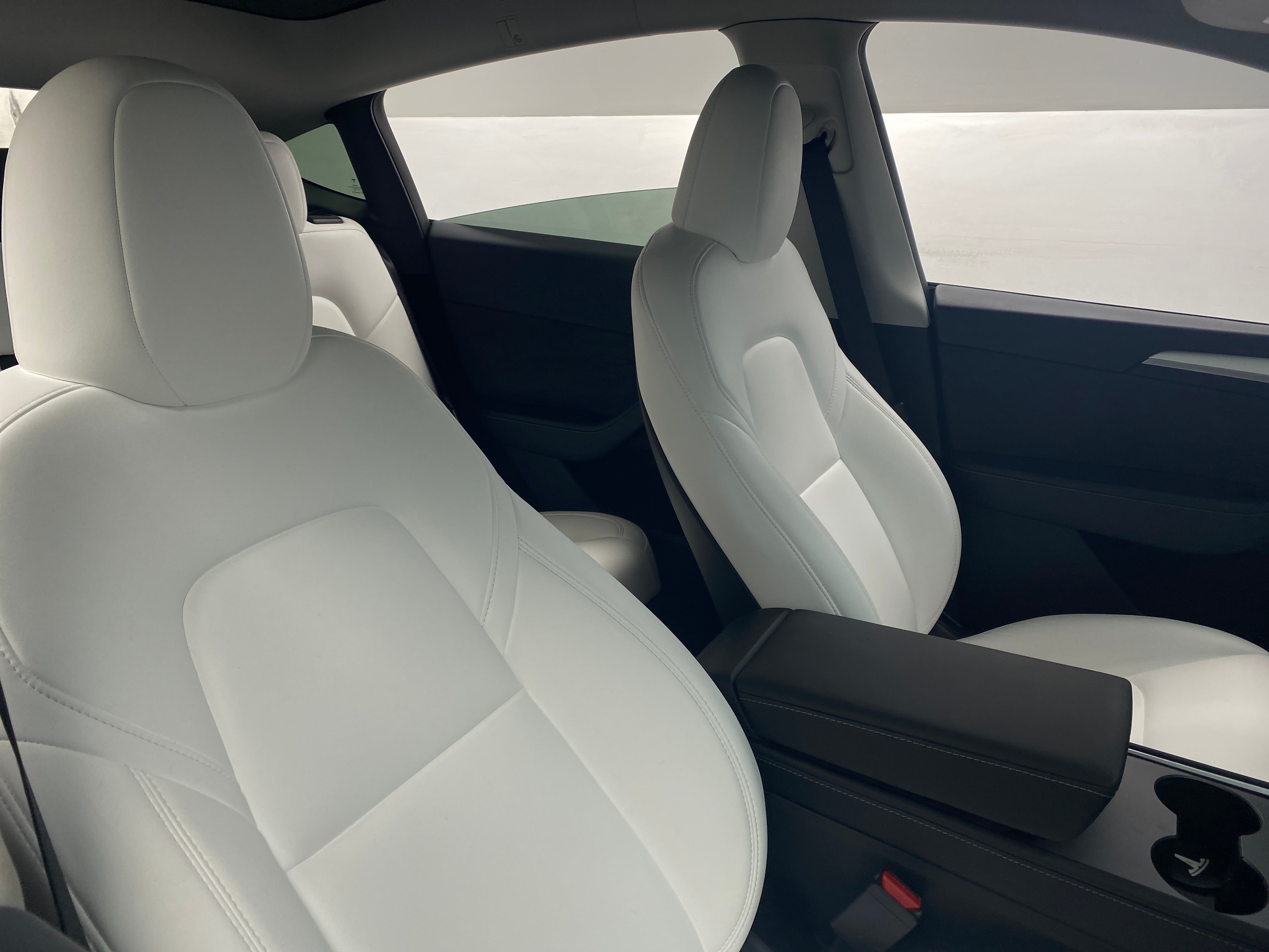 Used 2023 Tesla Model Y Long Range with VIN 7SAYGDEE9PA166586 for sale in Oak Creek, WI