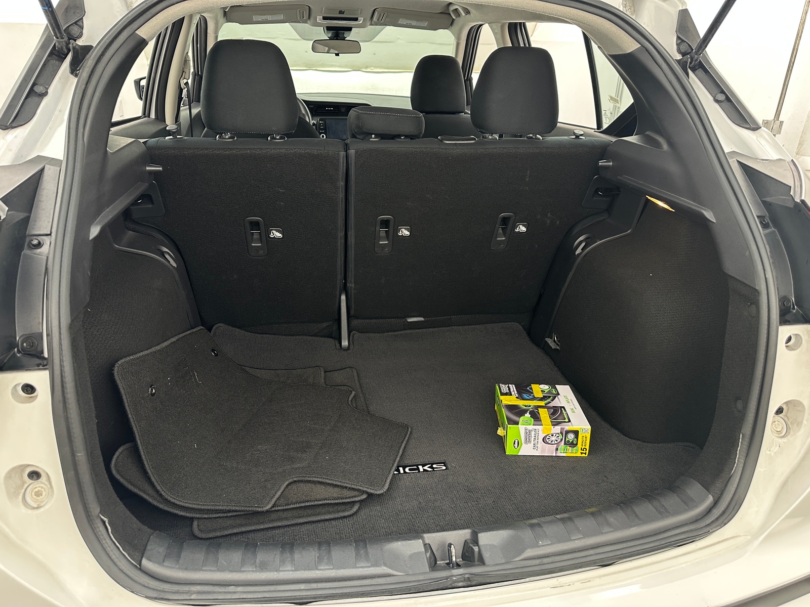 Thumbnail: 2024 Nissan Kicks - 7