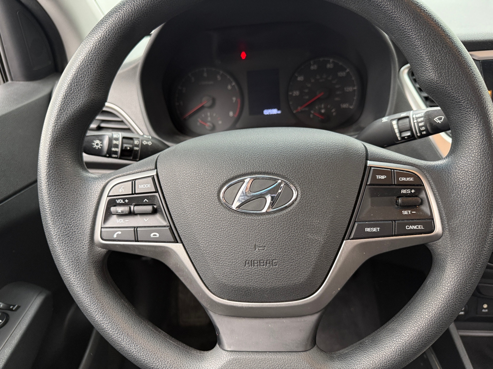 Thumbnail: 2019 Hyundai Accent - 5