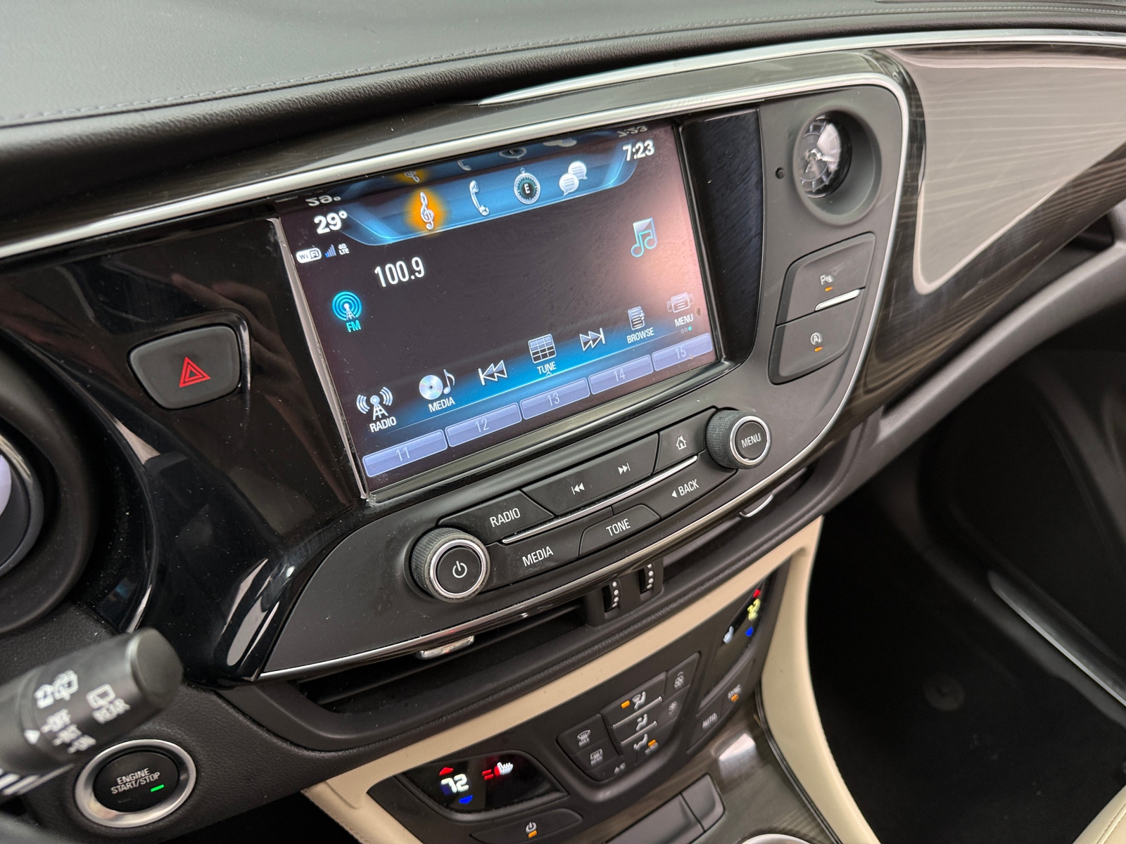 Thumbnail: 2020 Buick Envision - 3