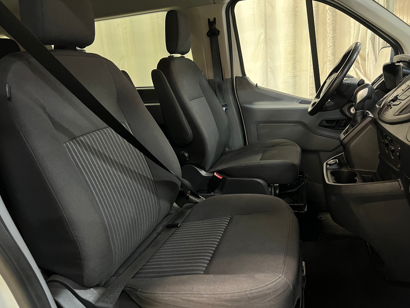 Thumbnail: 2017 Ford Transit Series - 2