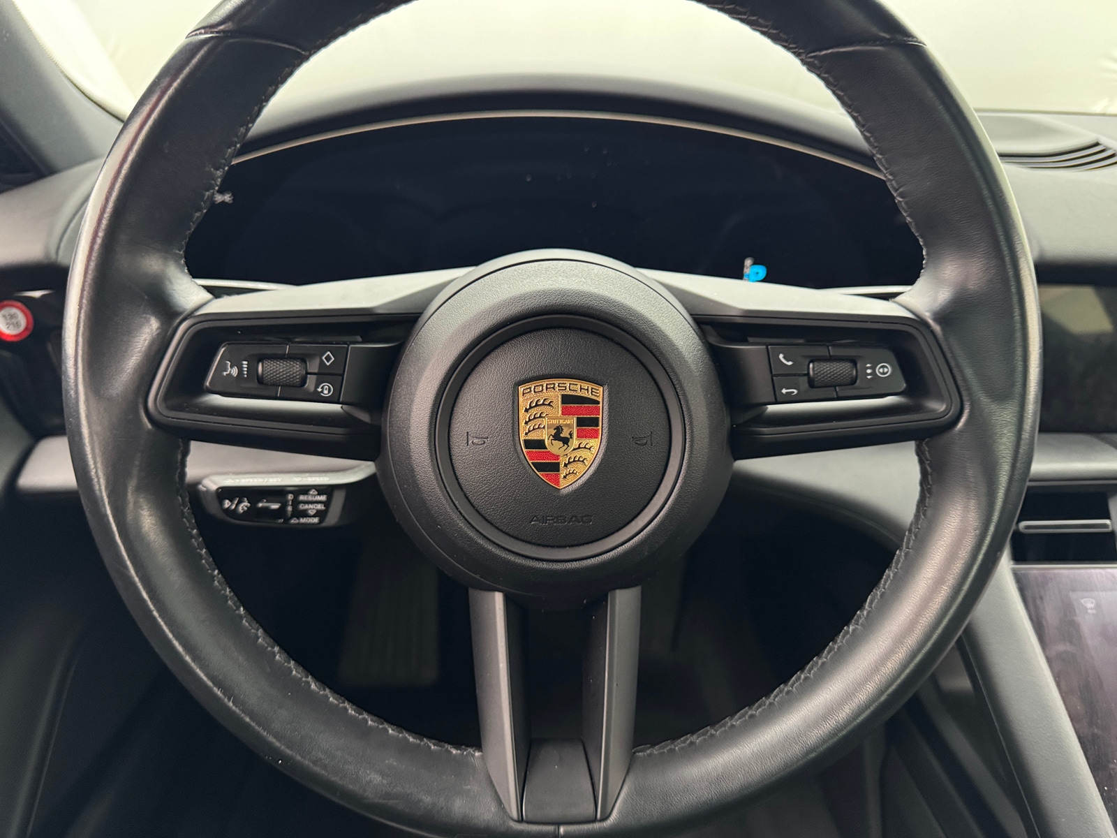 Thumbnail: 2023 Porsche Taycan - 4