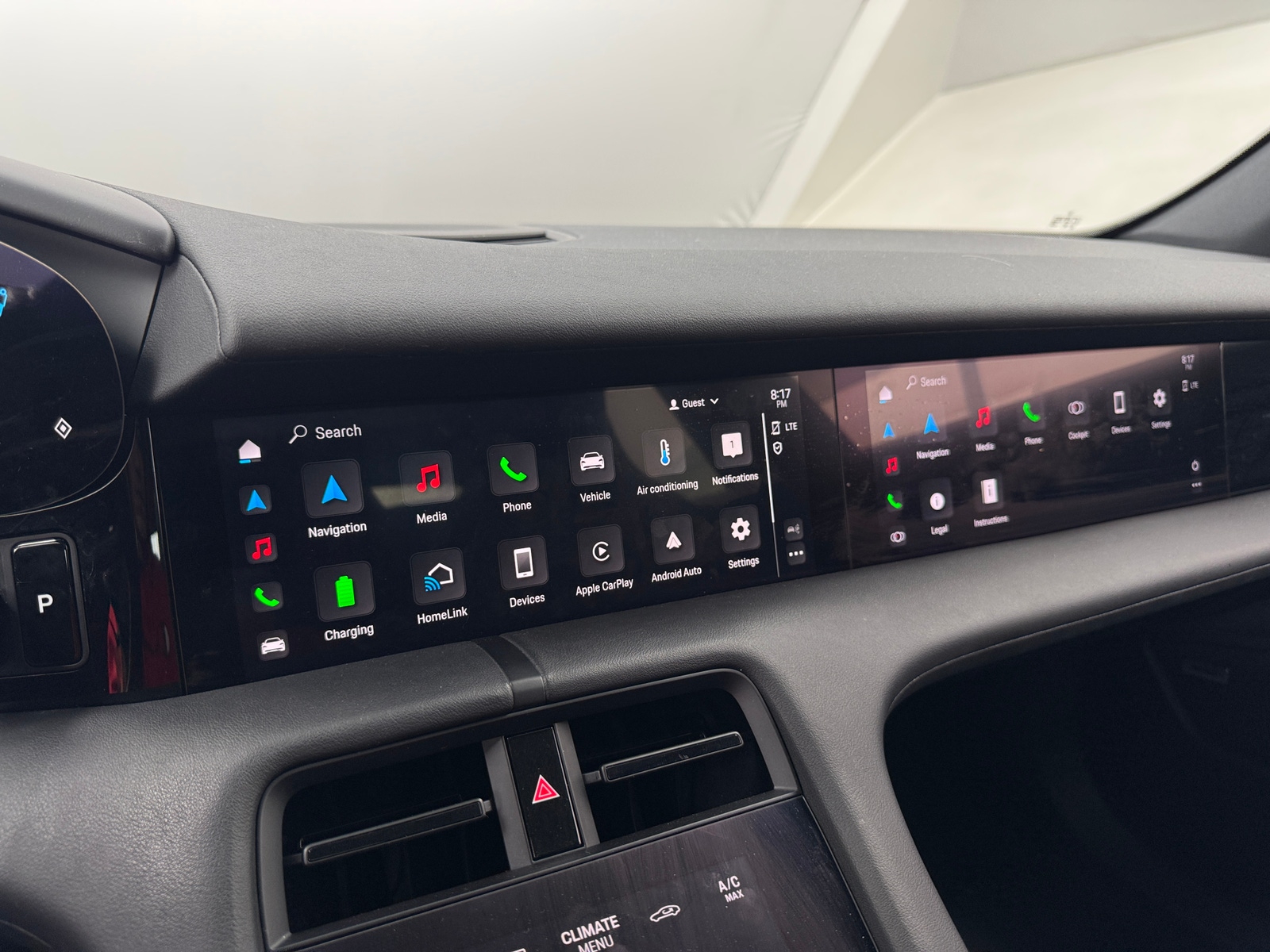 Thumbnail: 2023 Porsche Taycan - 3