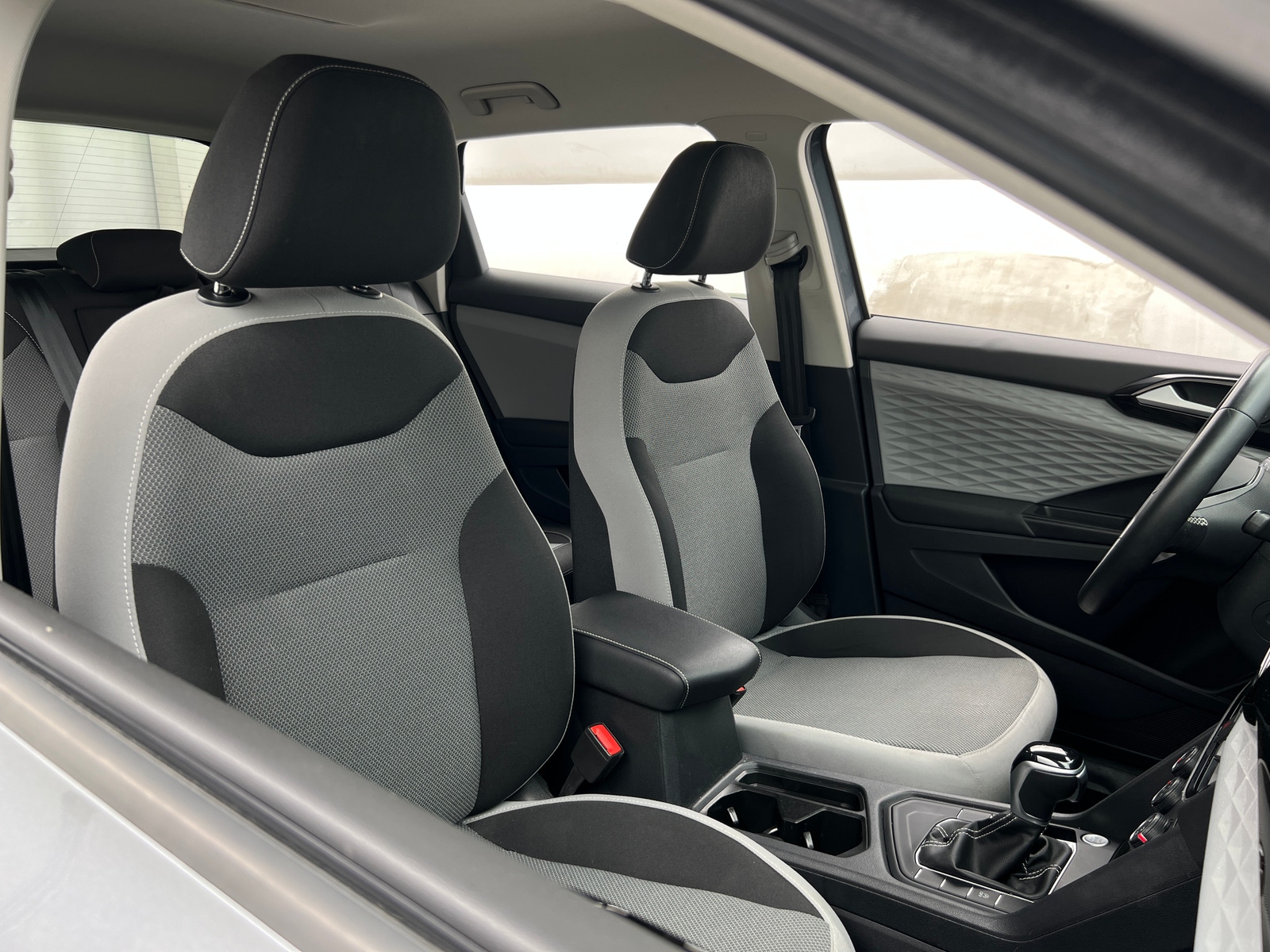 Thumbnail: 2022 Volkswagen Taos - 2