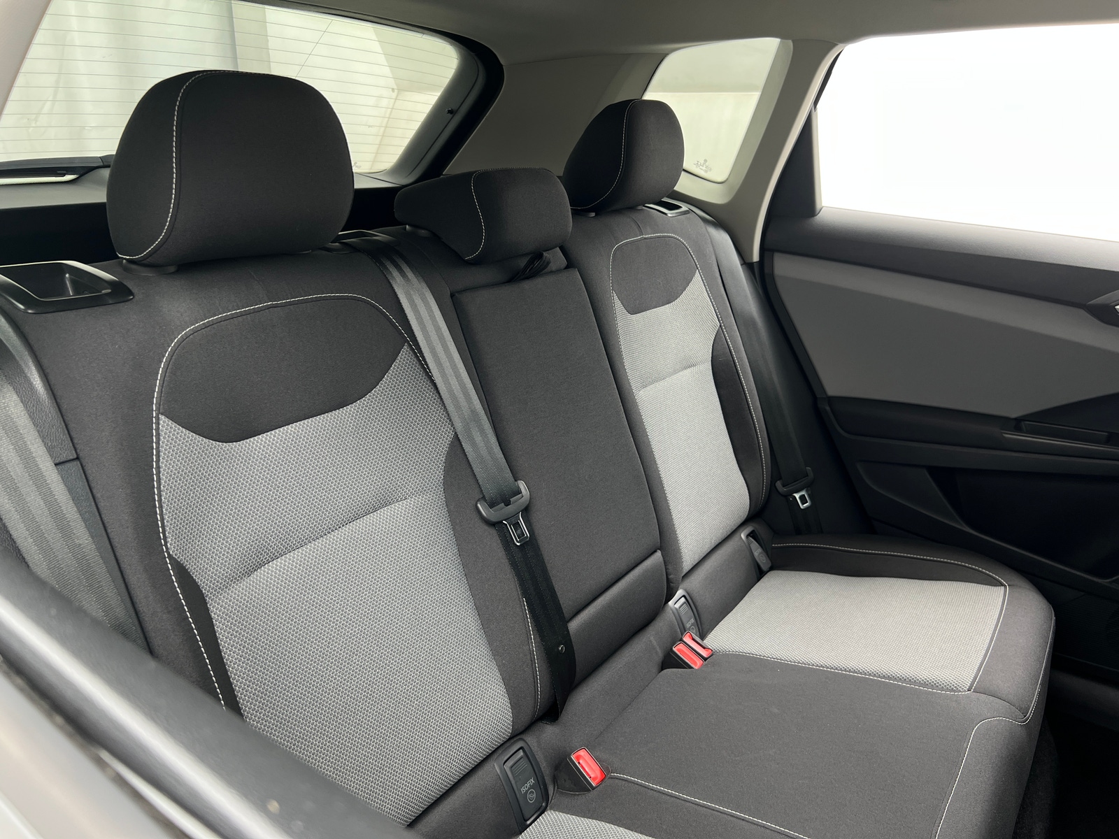 Thumbnail: 2022 Volkswagen Taos - 6