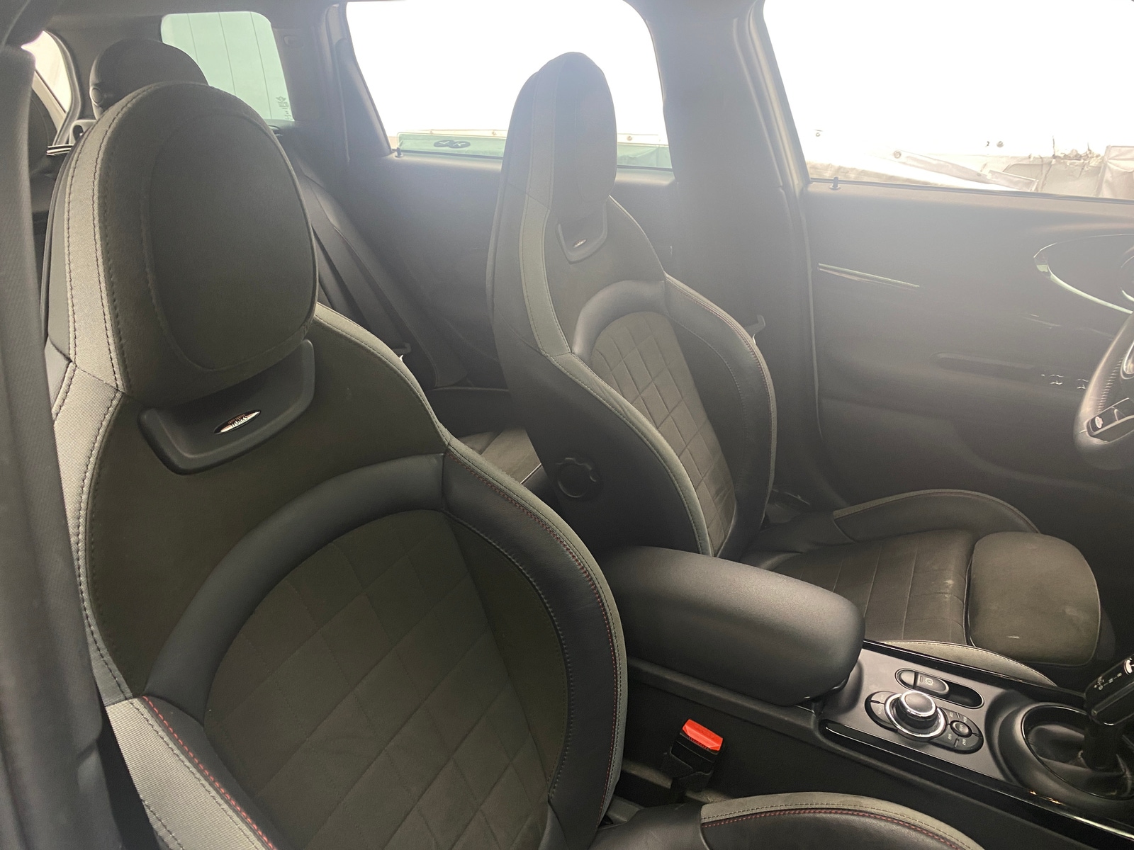 Thumbnail: 2023 MINI Cooper Clubman - 2