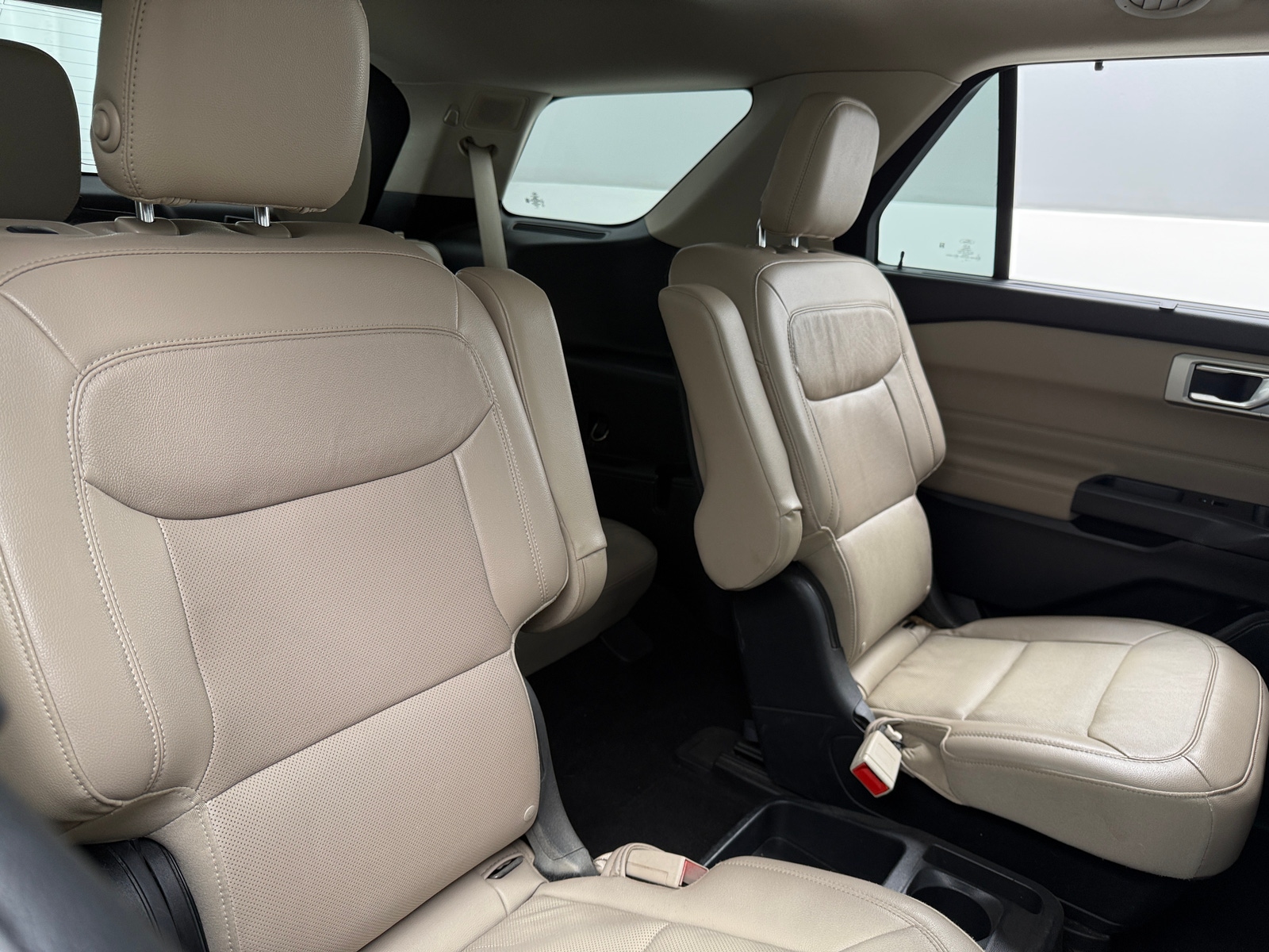 Thumbnail: 2020 Ford Explorer - 5