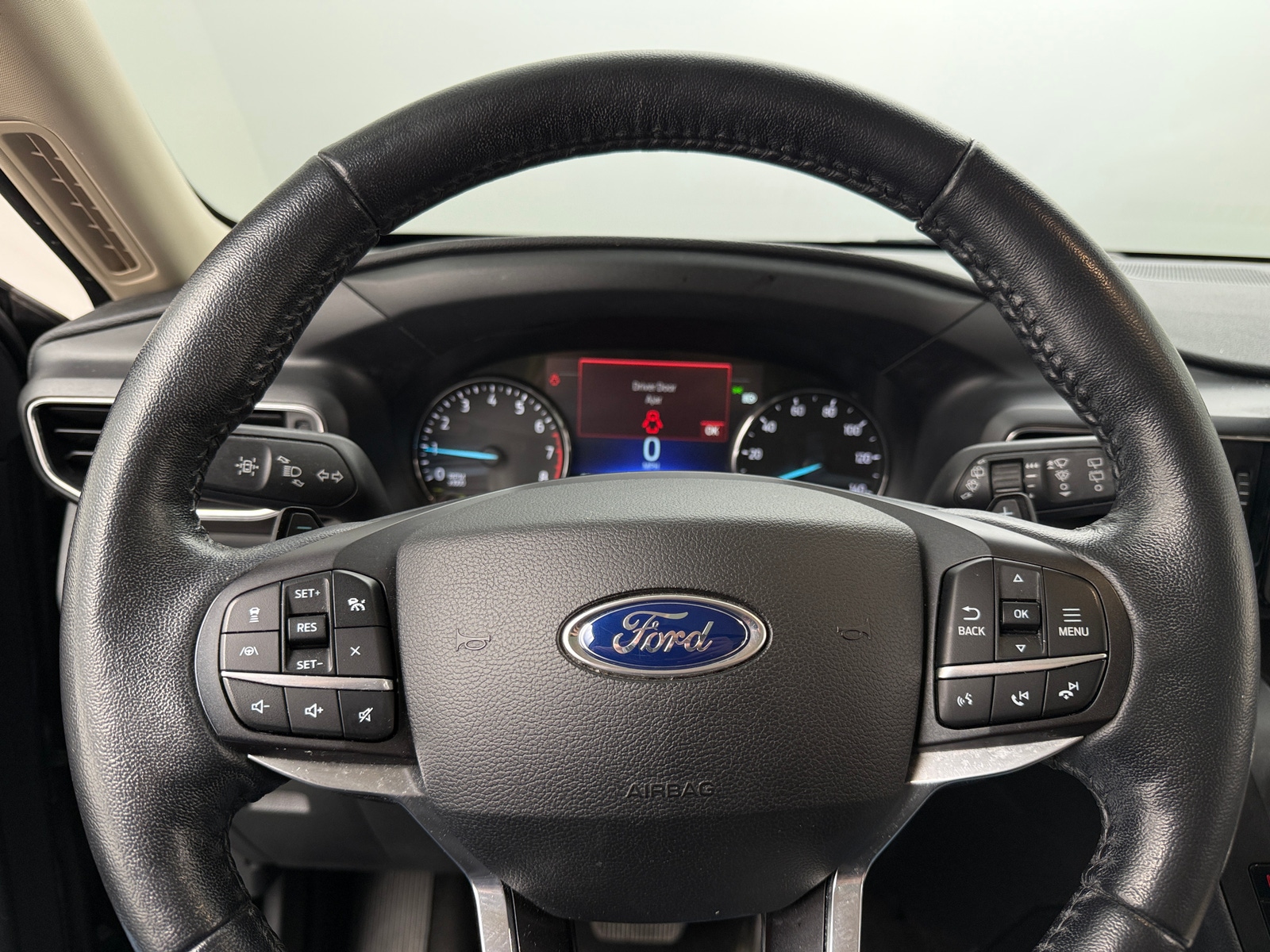 Thumbnail: 2020 Ford Explorer - 4