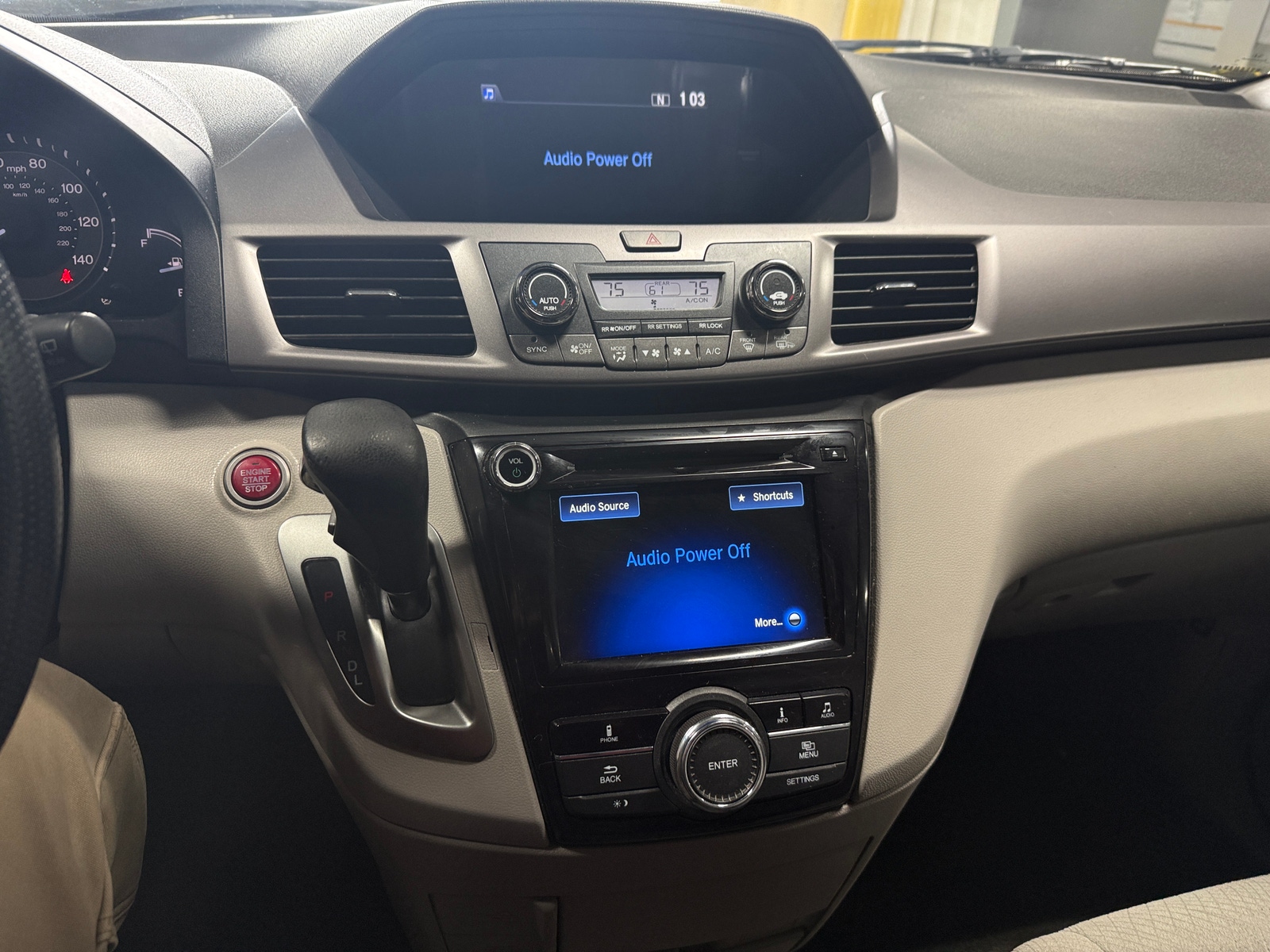 Thumbnail: 2015 Honda Odyssey - 4