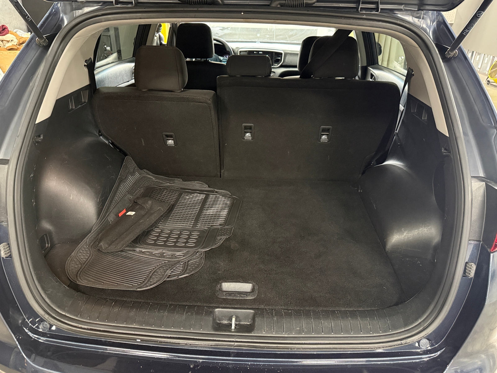 Thumbnail: 2022 Kia Sportage - 7