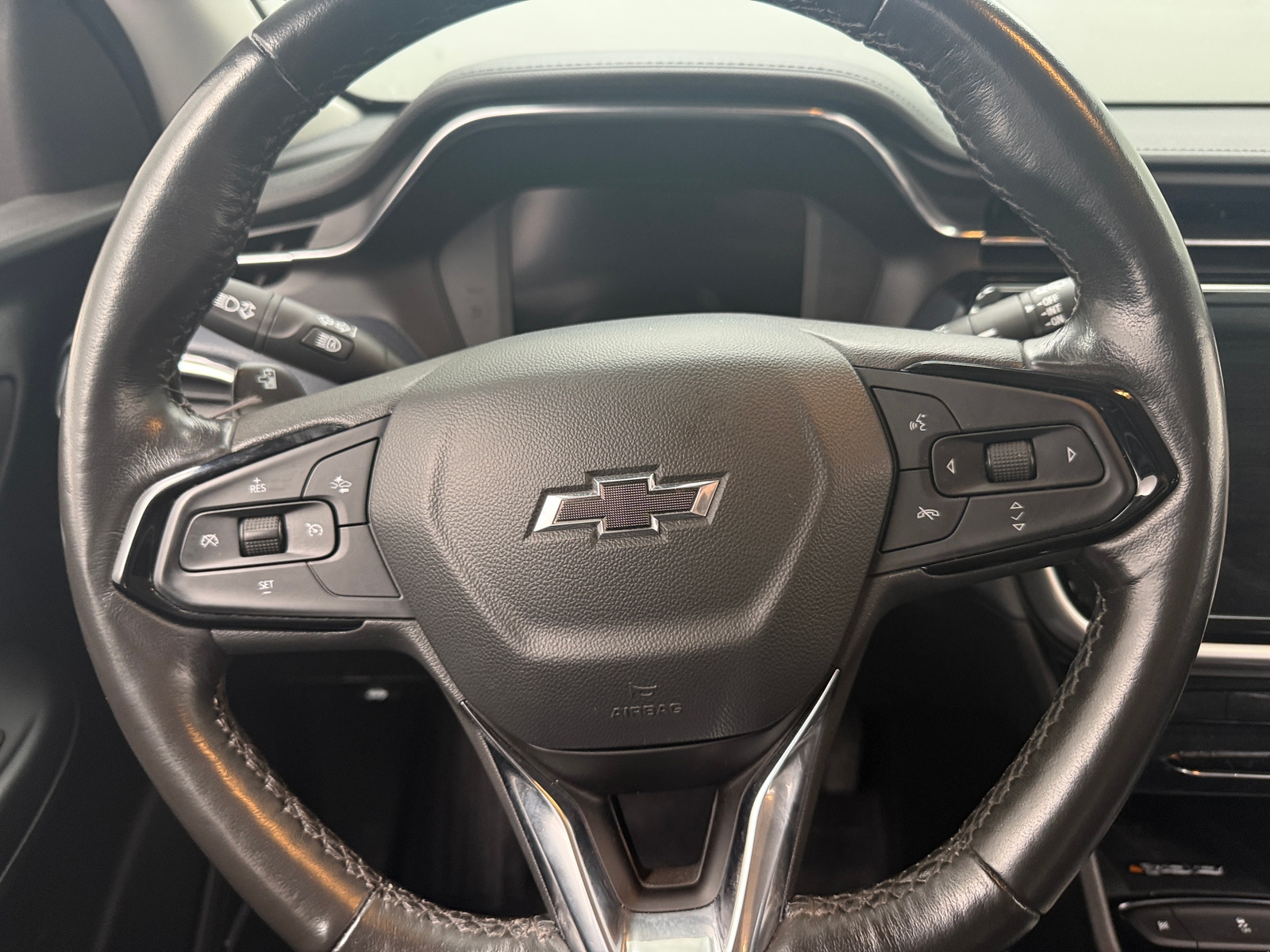 Thumbnail: 2022 Chevrolet Bolt EUV - 4