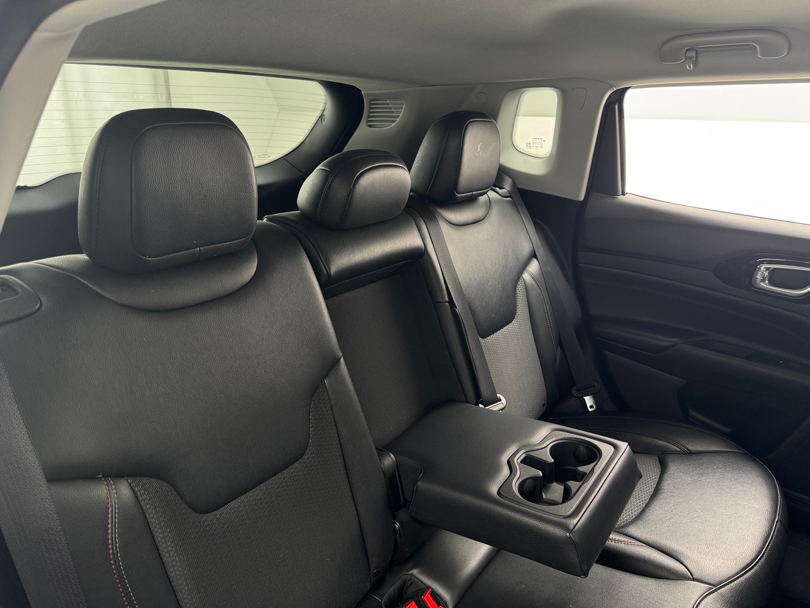 Thumbnail: 2022 Jeep Compass - 6