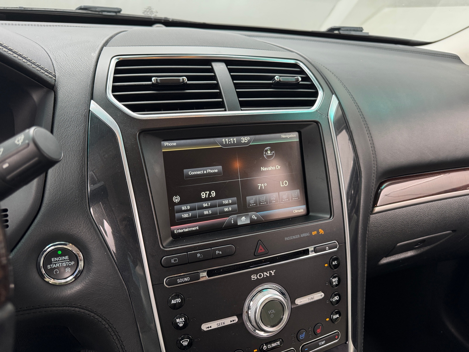 Thumbnail: 2016 Ford Explorer - 3