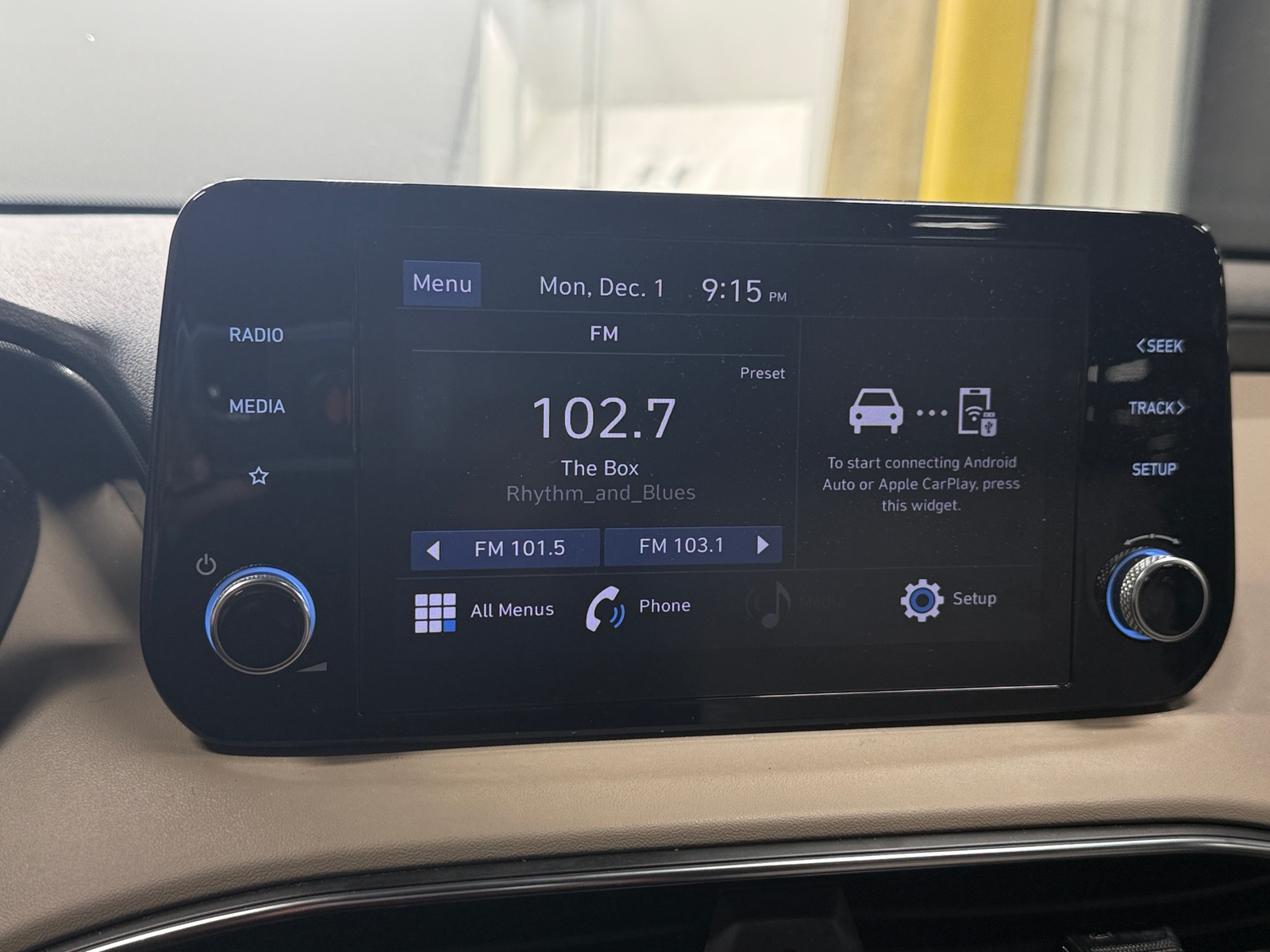 Thumbnail: 2022 Hyundai Santa Fe - 4