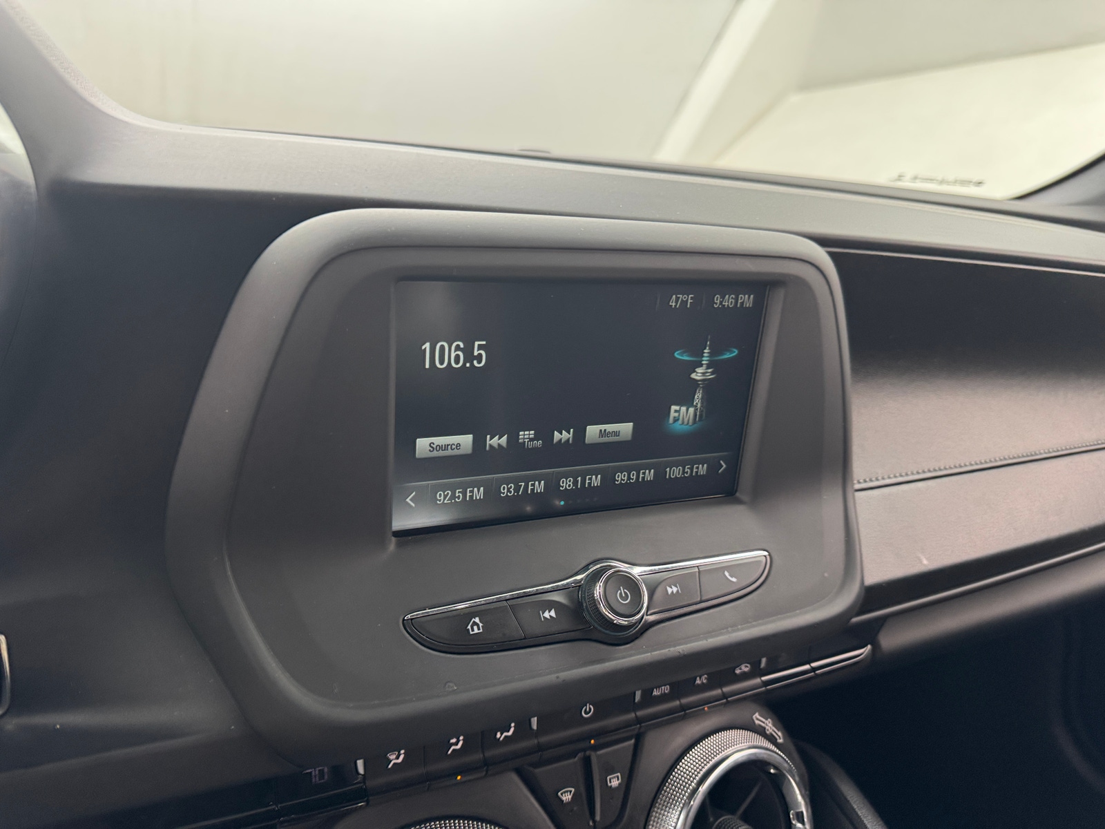 Thumbnail: 2017 Chevrolet Camaro - 3