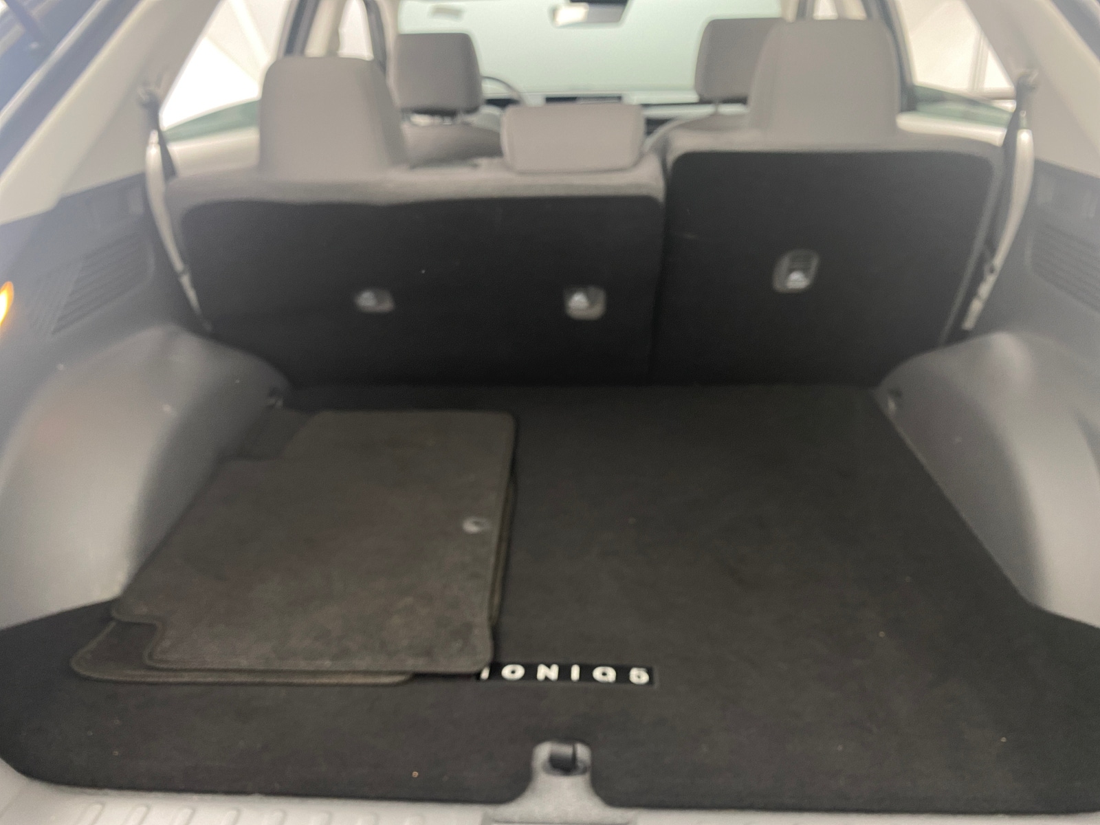 Thumbnail: 2022 Hyundai Ioniq 5 - 7