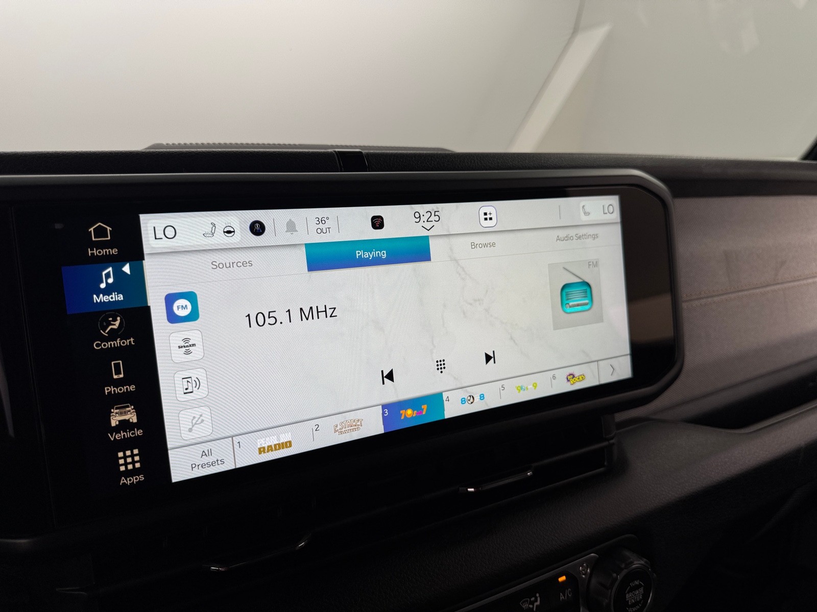 Thumbnail: 2024 Jeep Wrangler - 4