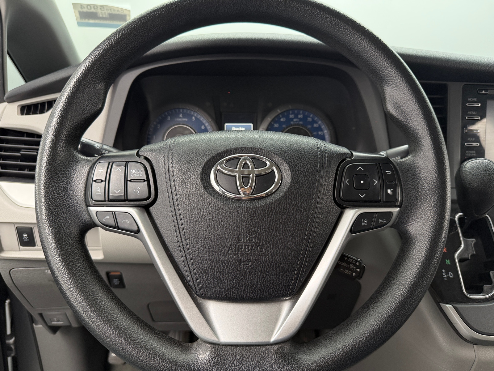 Thumbnail: 2020 Toyota Sienna - 5