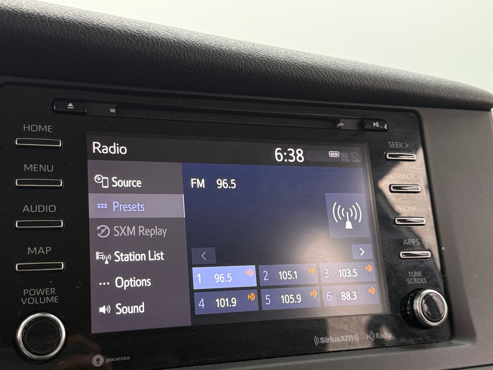 Thumbnail: 2020 Toyota Sienna - 4