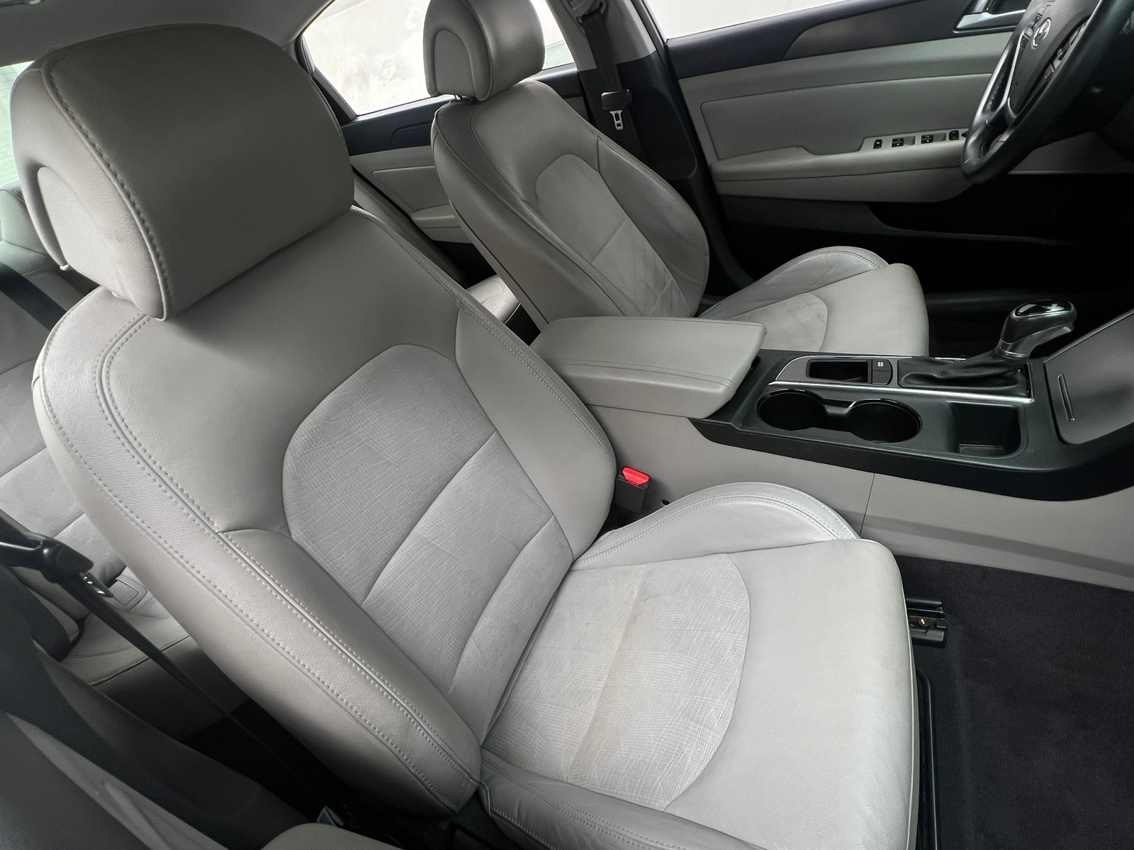 Thumbnail: 2017 Hyundai Sonata - 2