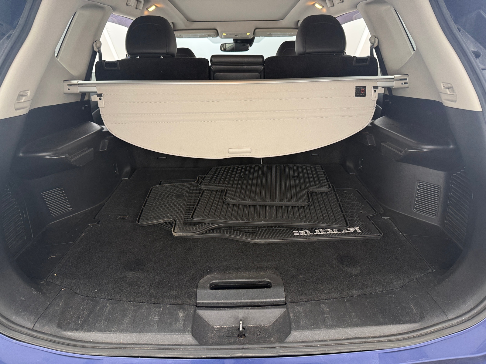 Thumbnail: 2017 Nissan Rogue - 6