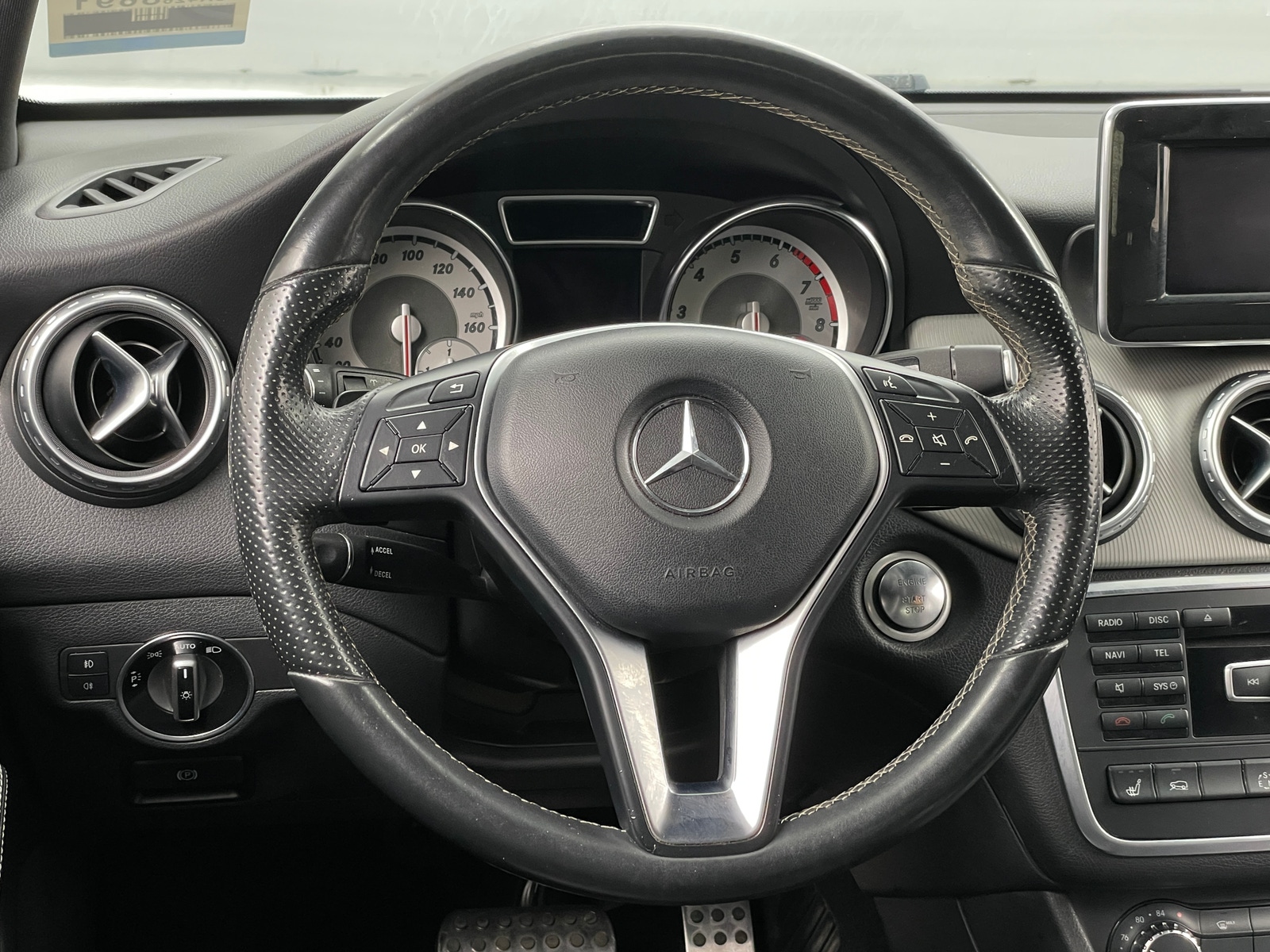 Thumbnail: 2015 Mercedes-Benz GLA - 4