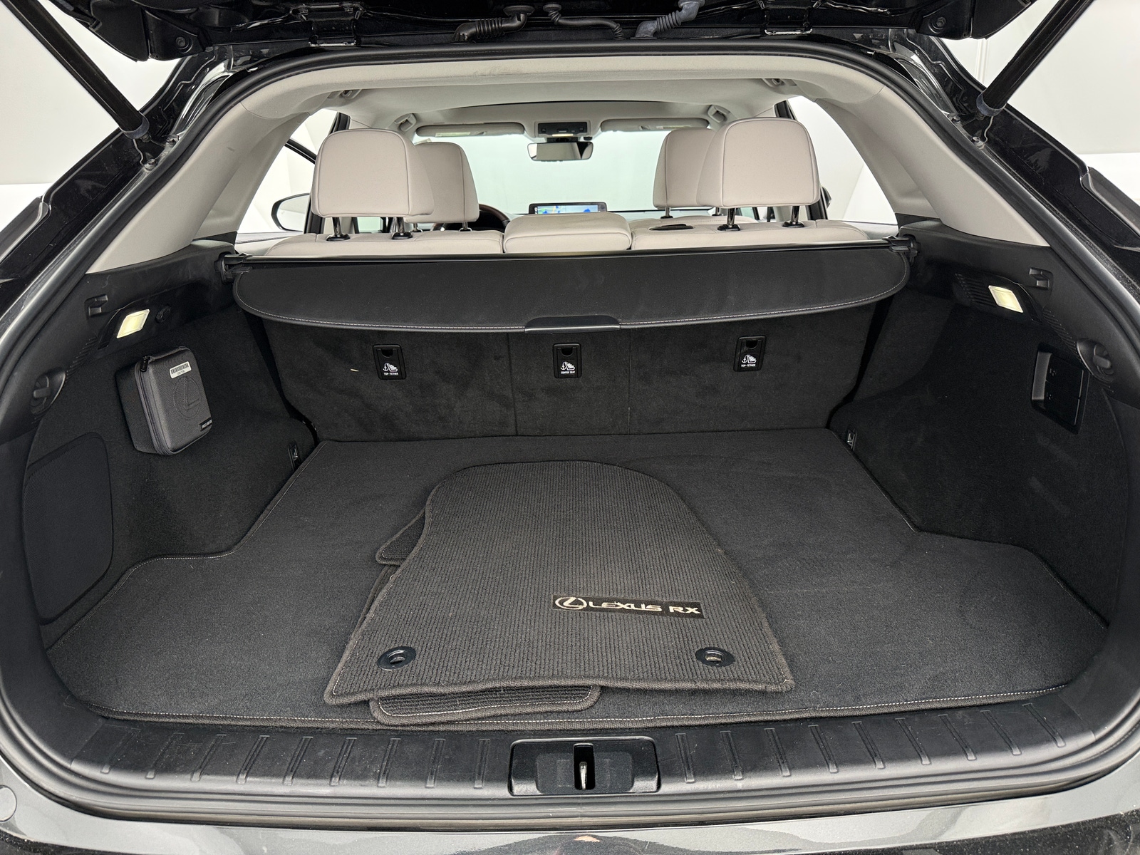 Thumbnail: 2022 Lexus RX - 6