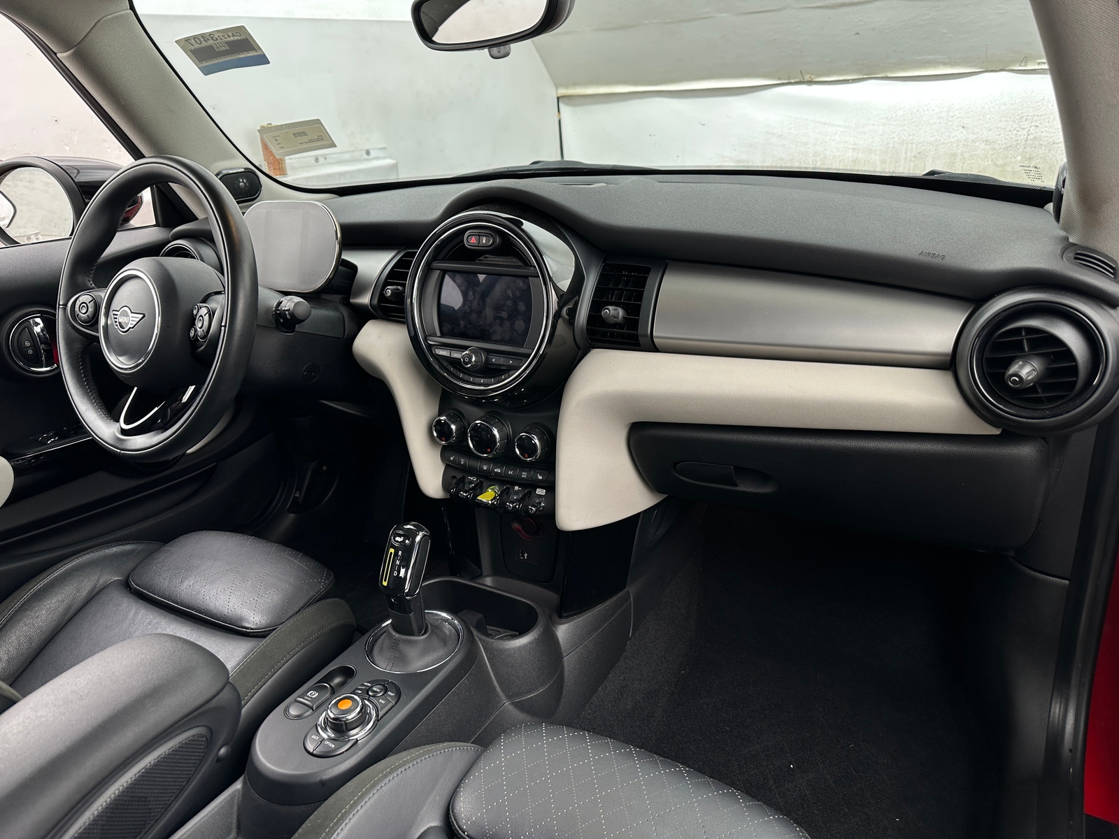 Thumbnail: 2021 MINI Cooper Hardtop - 2