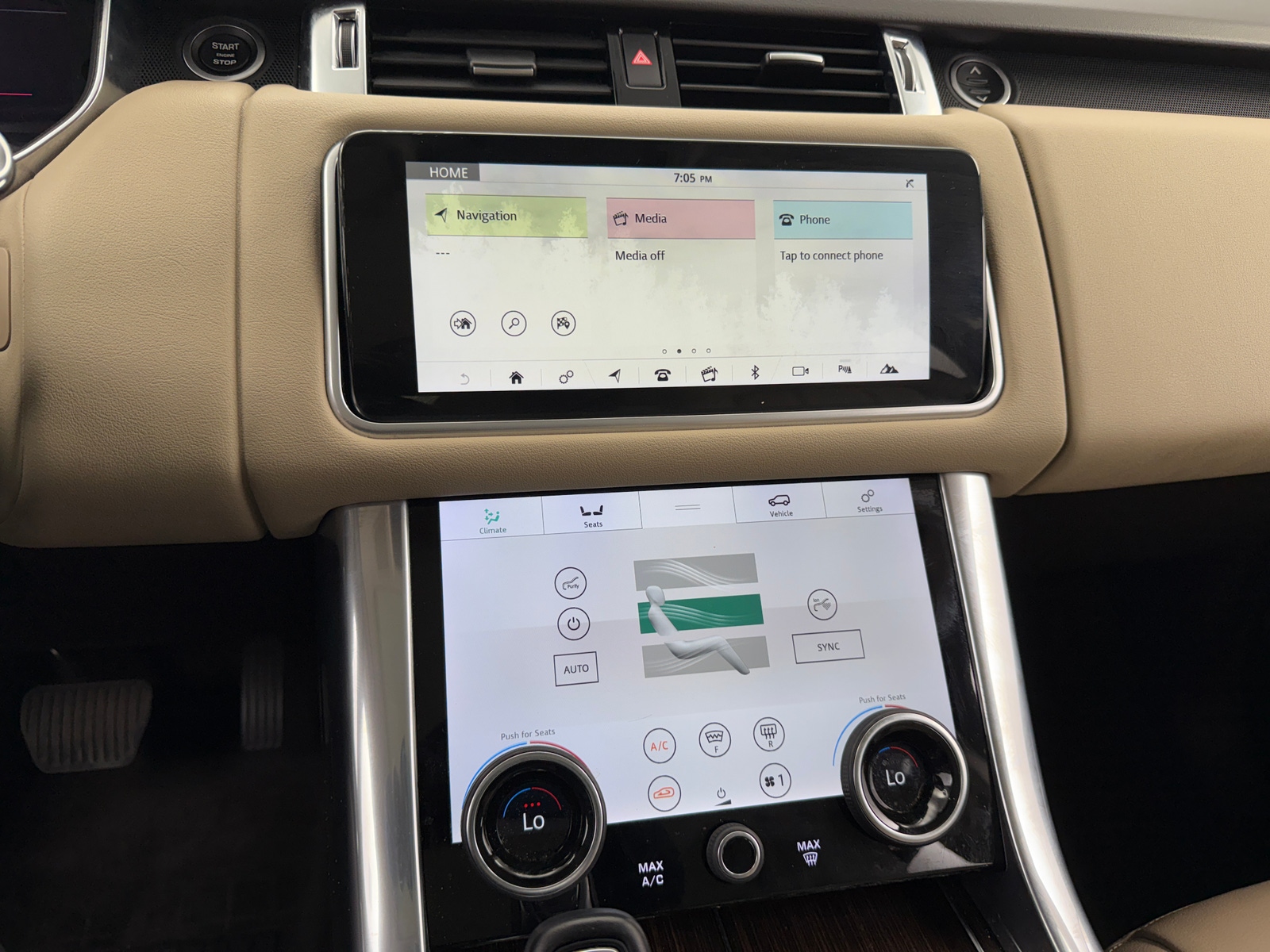 Thumbnail: 2021 Land Rover Range Rover Sport - 3