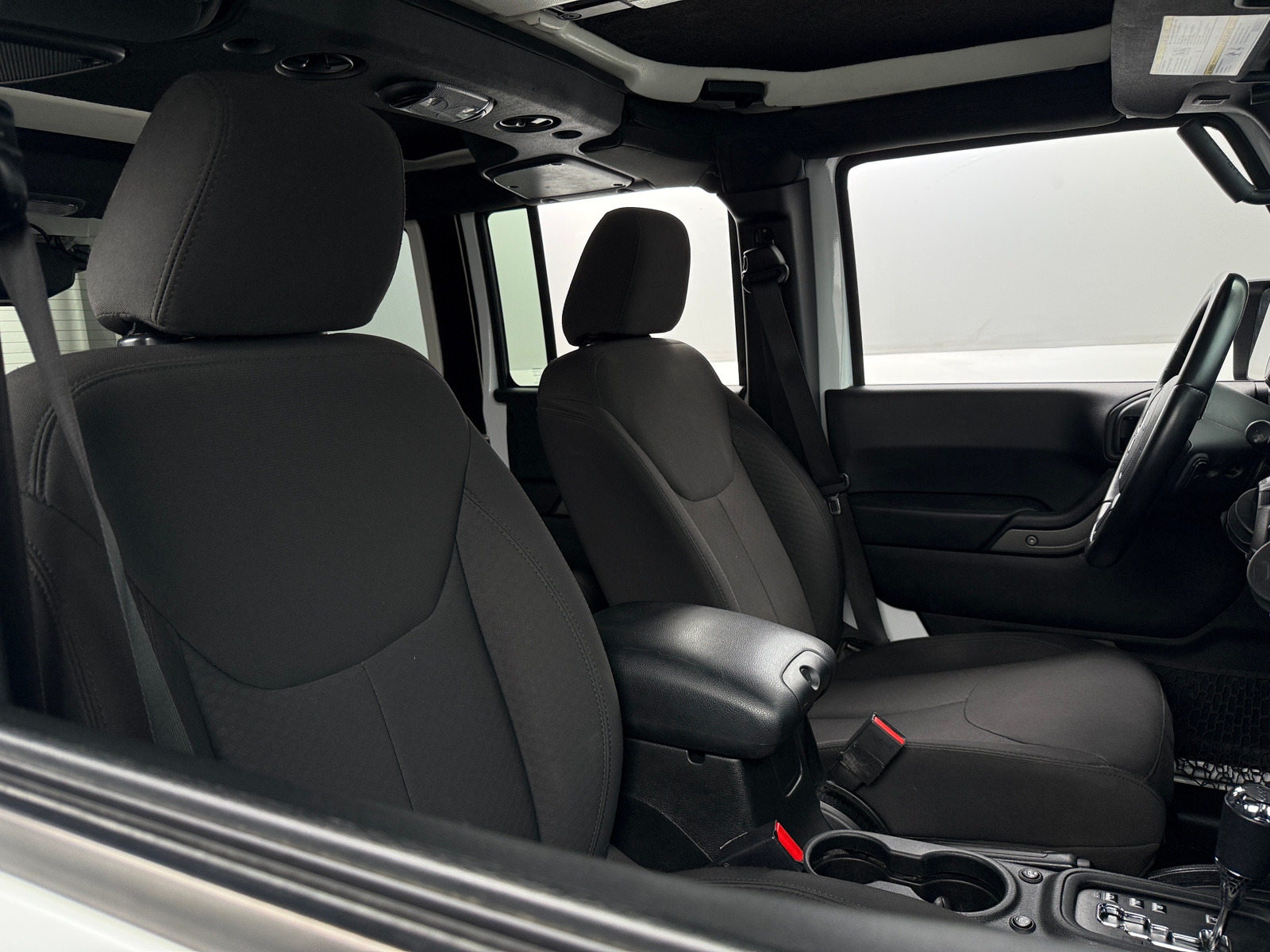 Thumbnail: 2017 Jeep Wrangler - 2